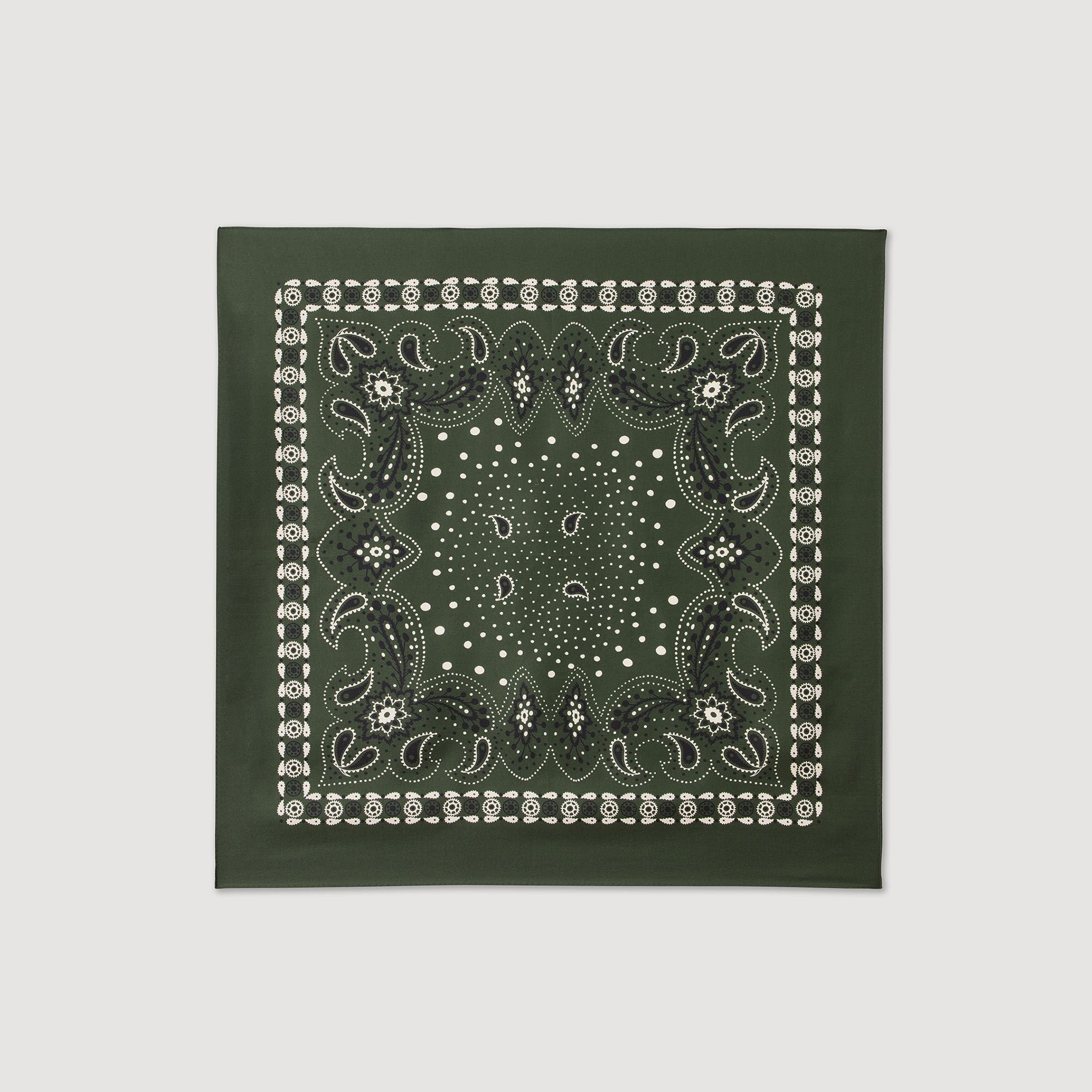 Foulard en soie imprimé bandana
