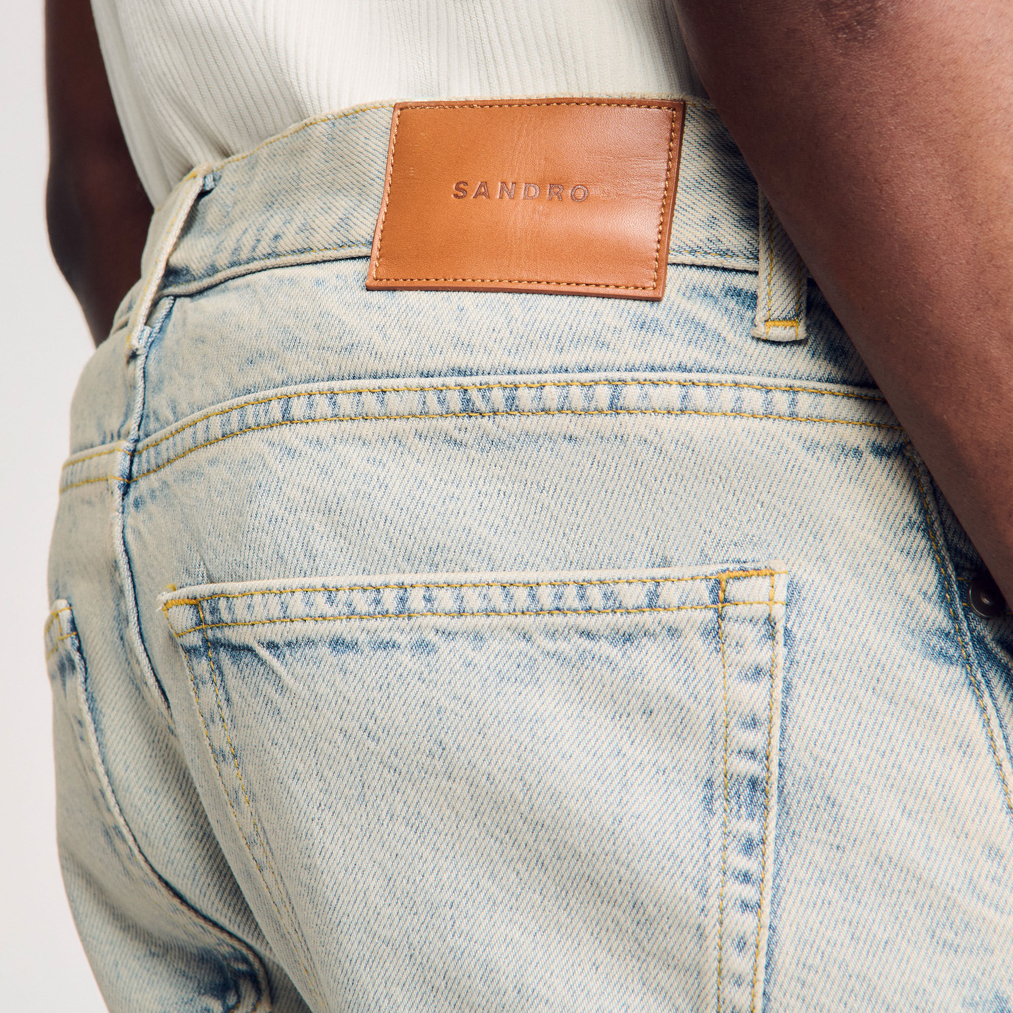 Jean regular délavé