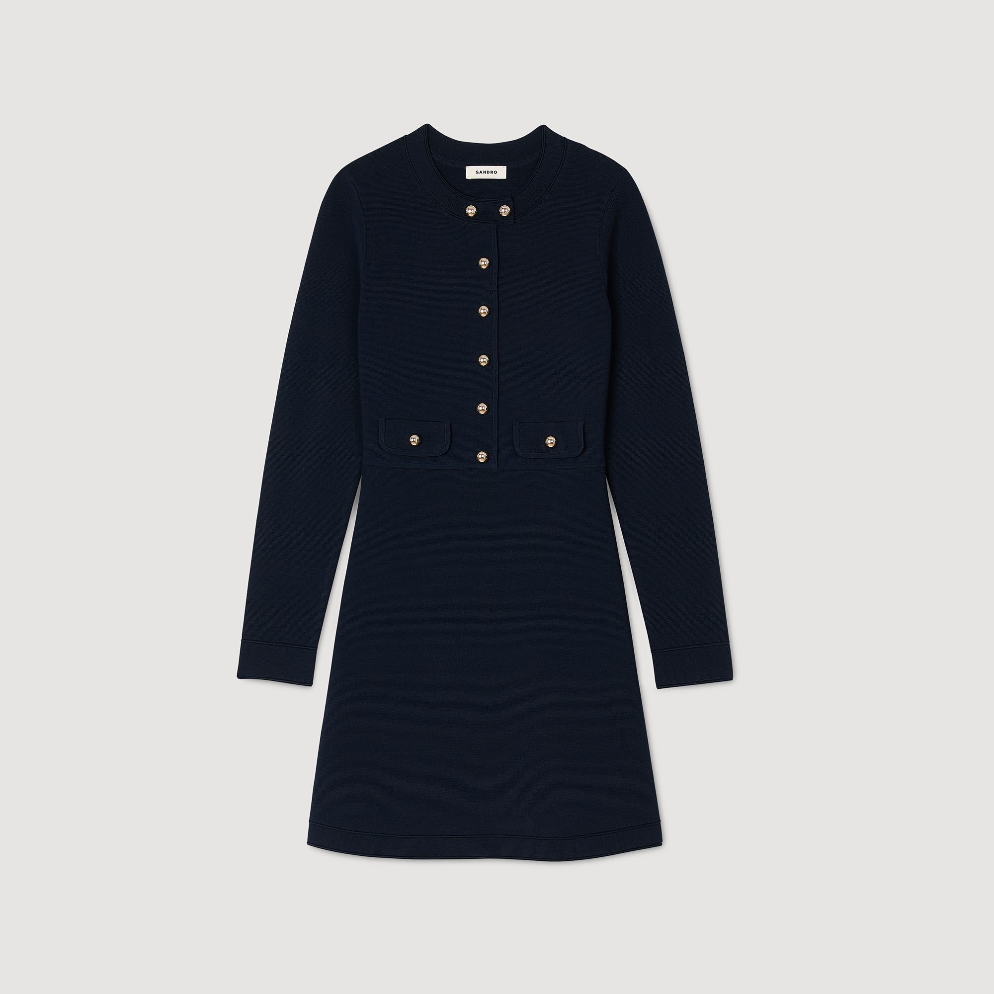 Robe courte en maille boutonnée