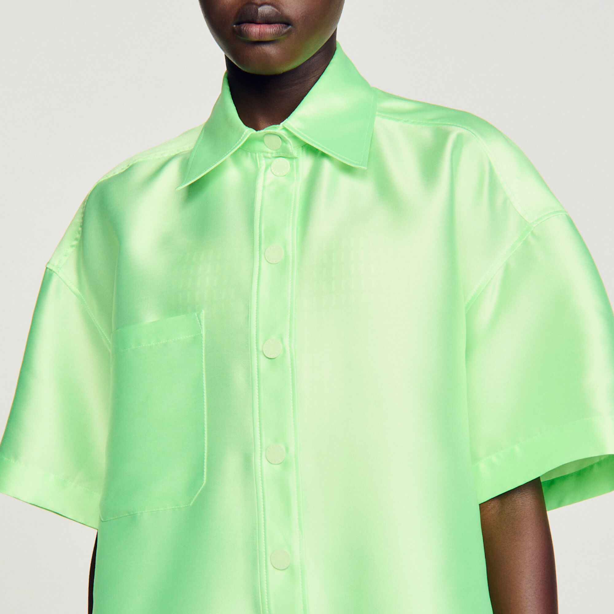 Chemise oversized satinée