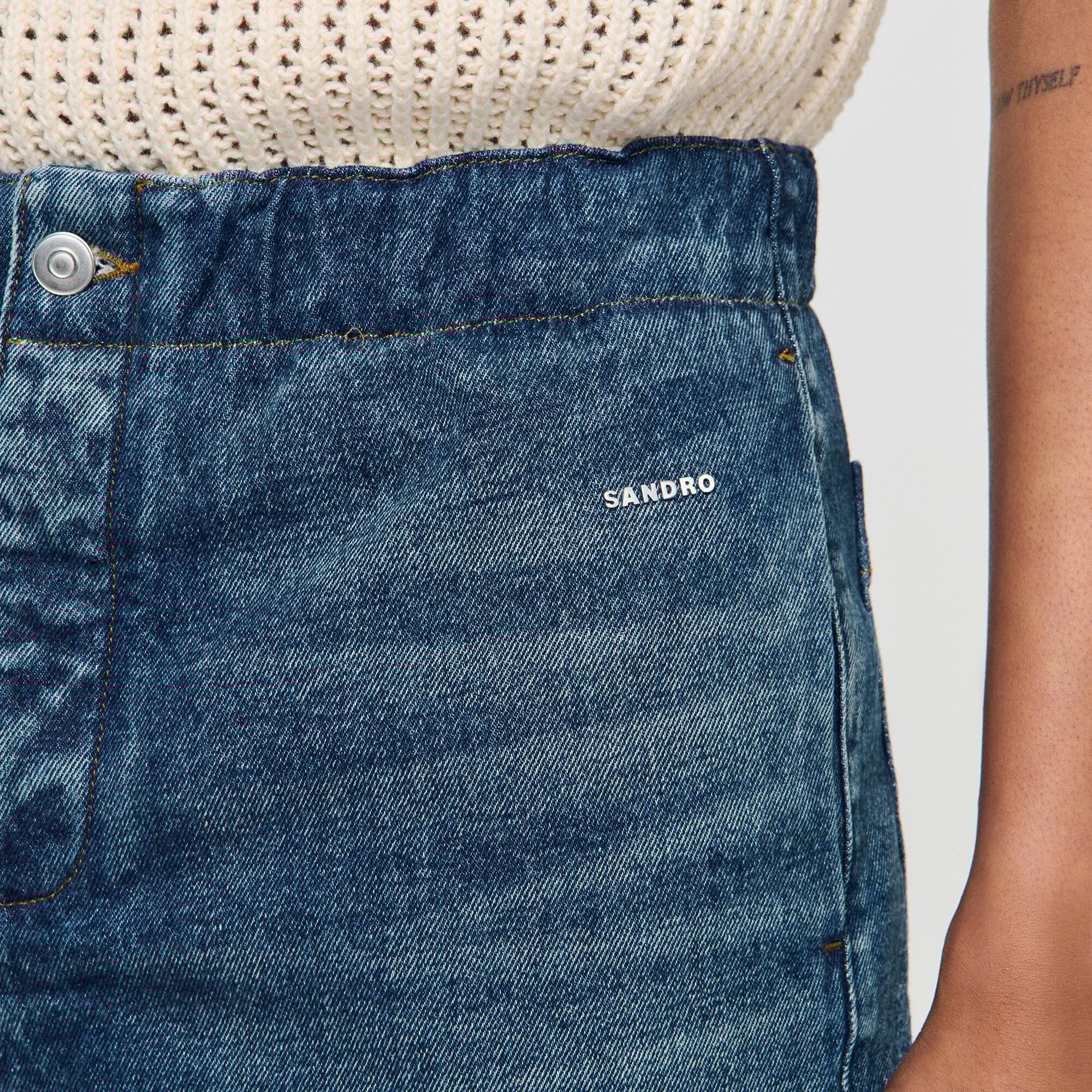 Short en denim élastiqué