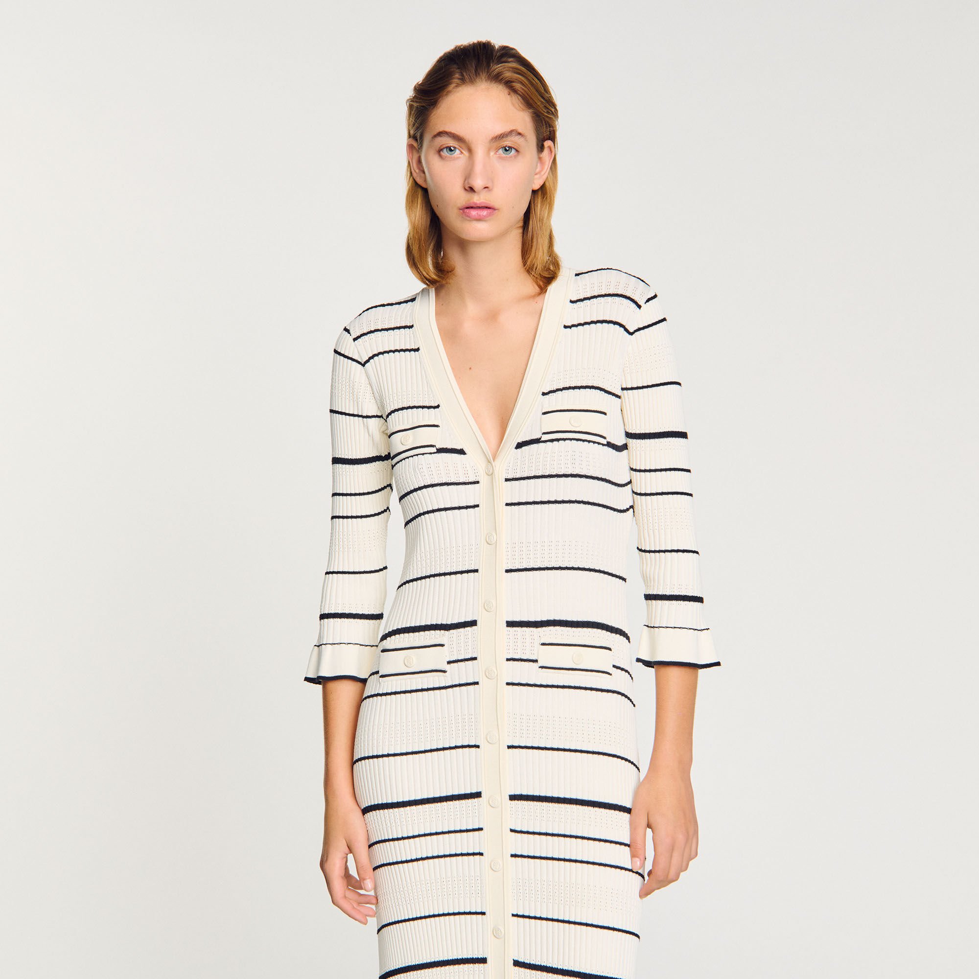 sandro★ROBE LONGUE EN MAILLE RAYEE ワンピース Robe longue en maille rayée beige pour femme | Sandro Paris