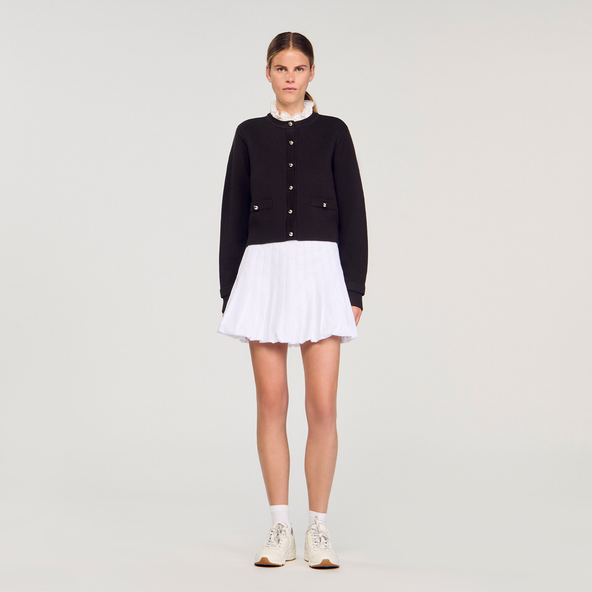 Cardigan à col volanté amovible