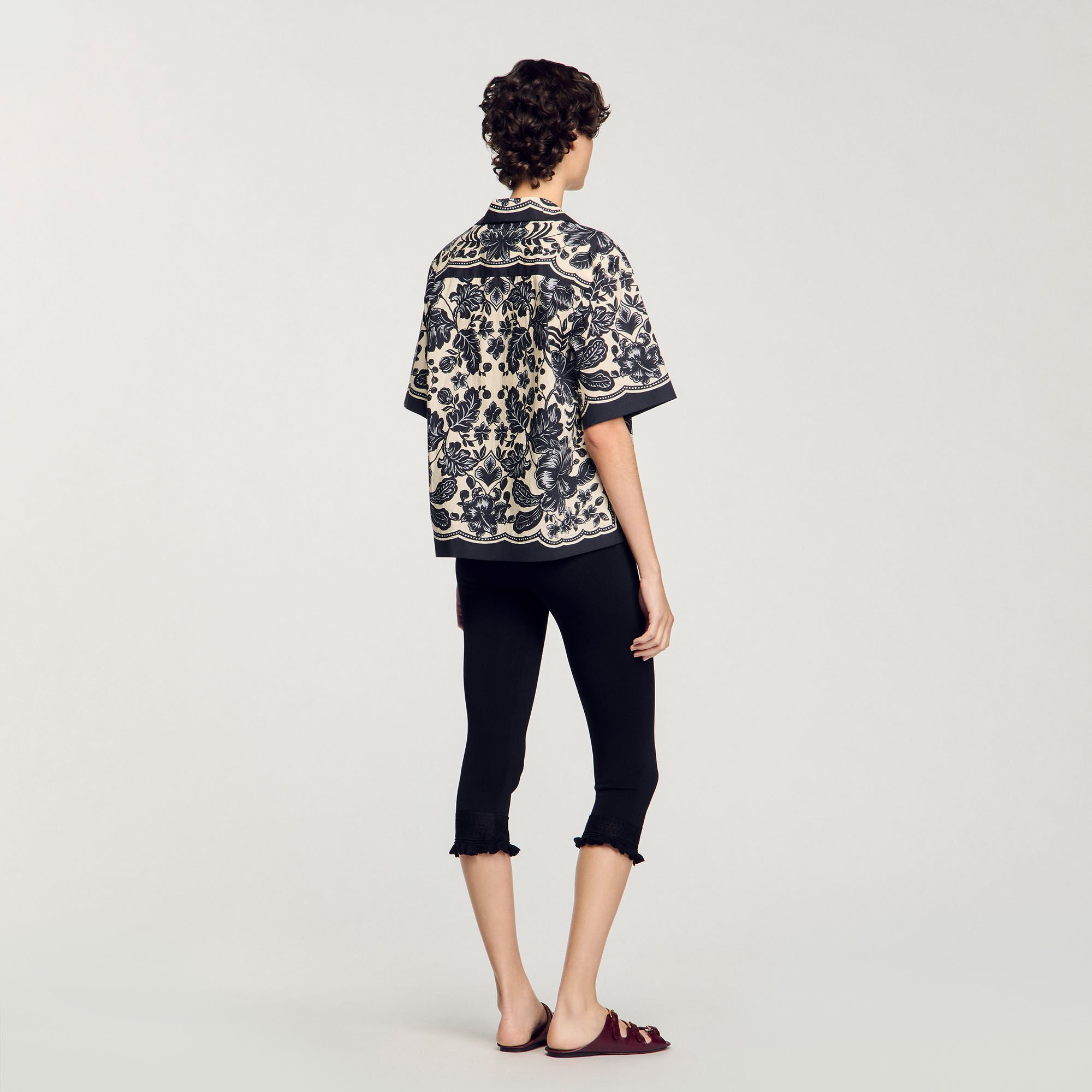 Chemise à imprimé fleuri hawaïen
