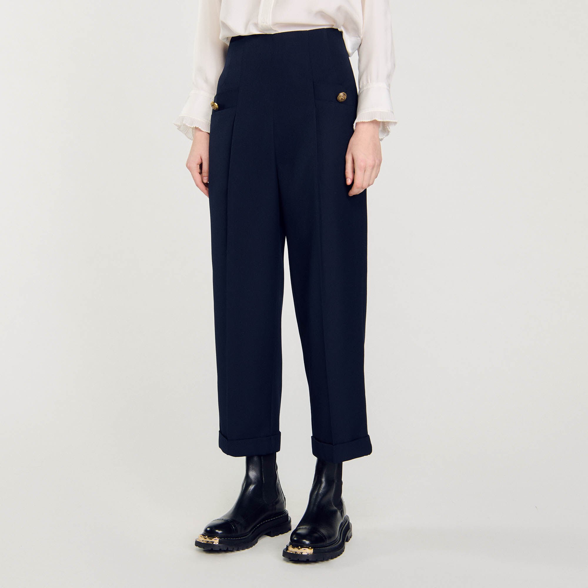 Pantalon de costume à plis