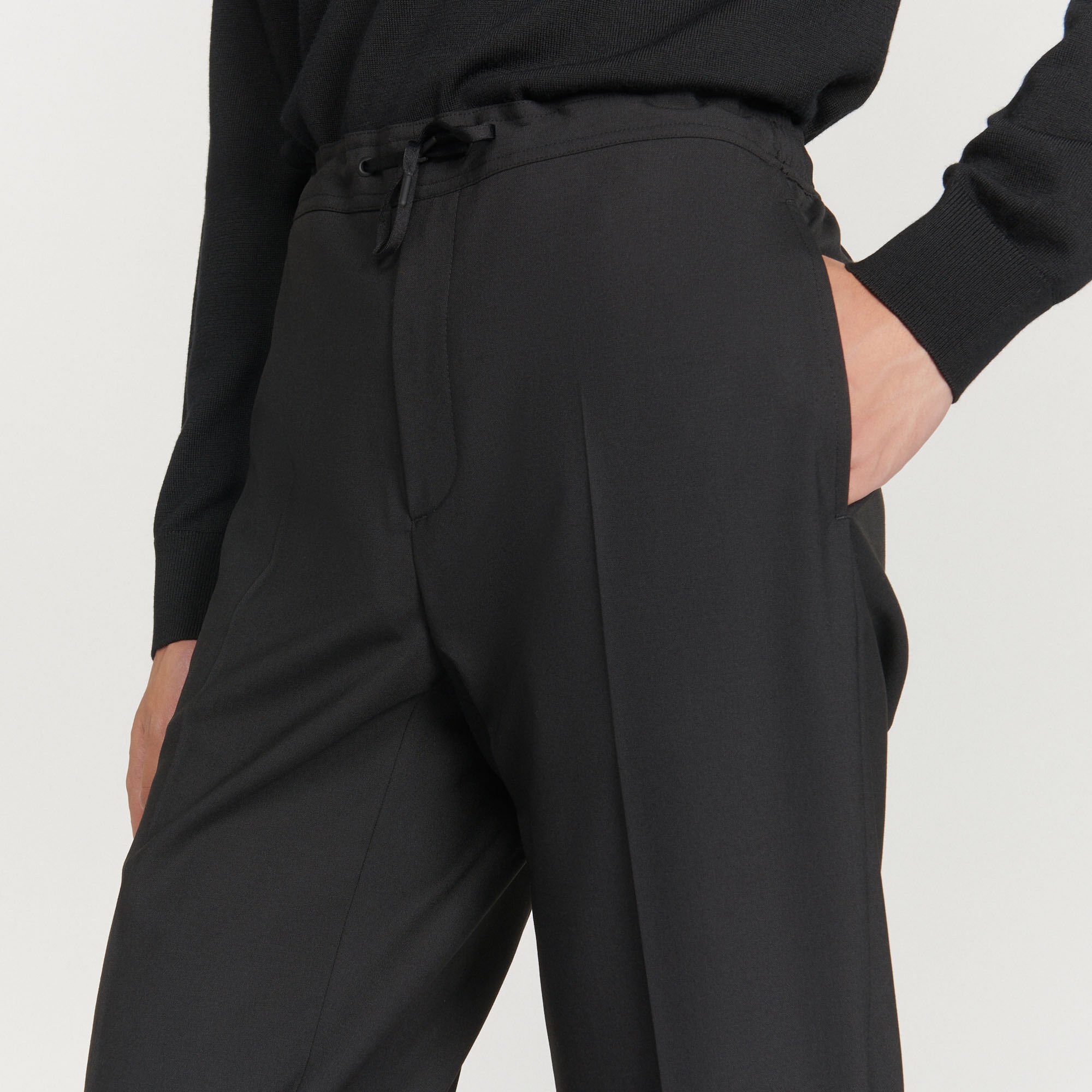 Pantalon à ceinture élastiquée