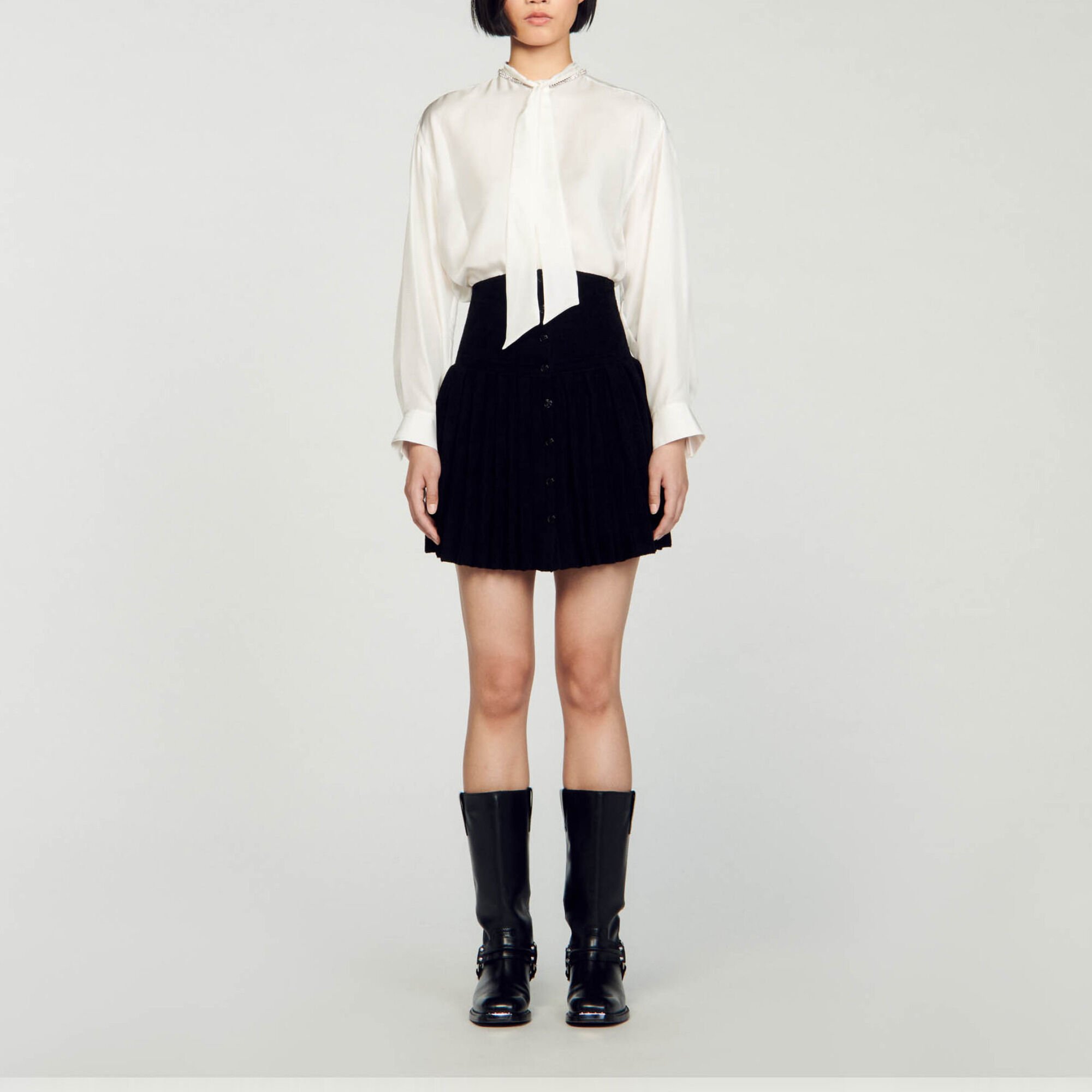 Jupe courte en maille velours