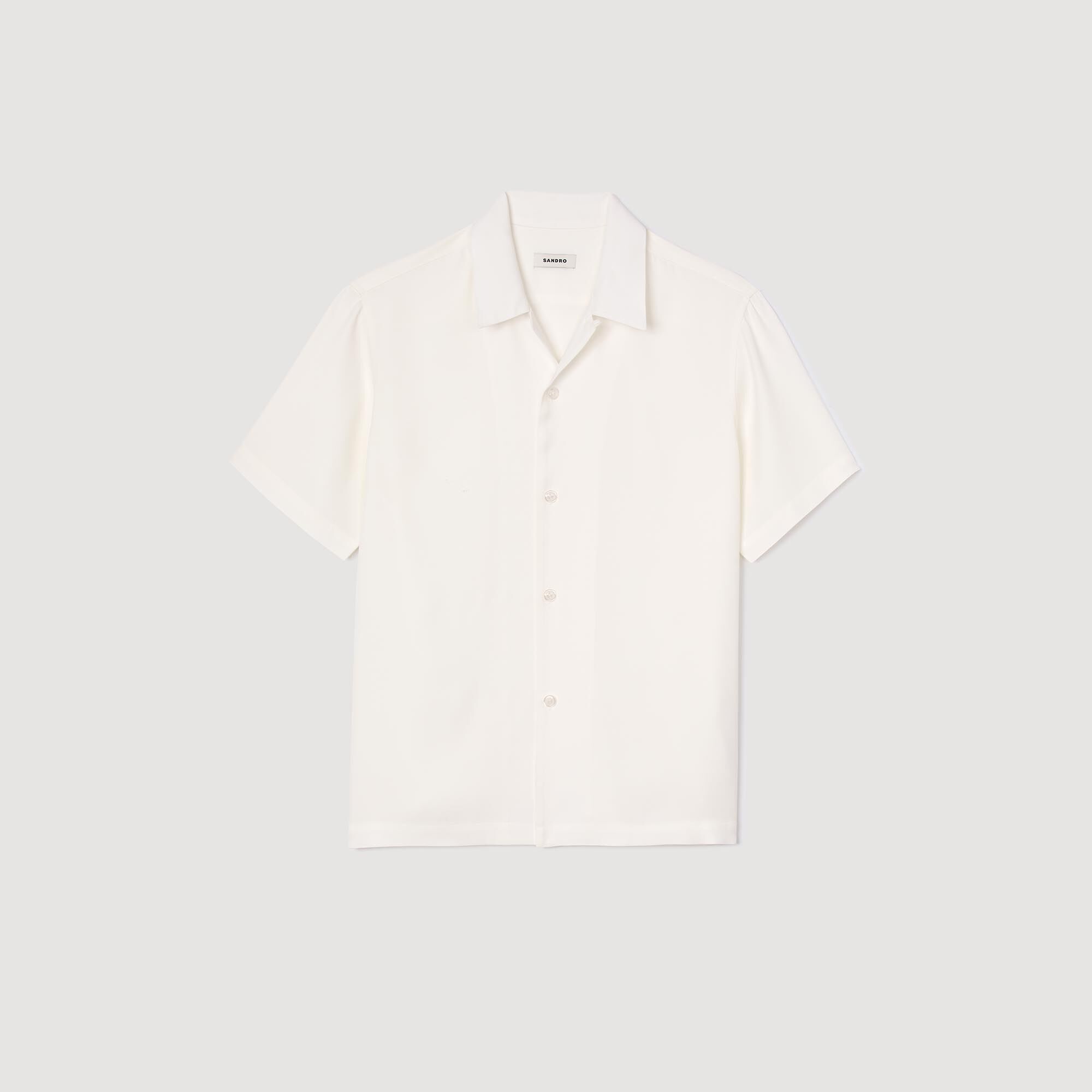 Chemise à col requin