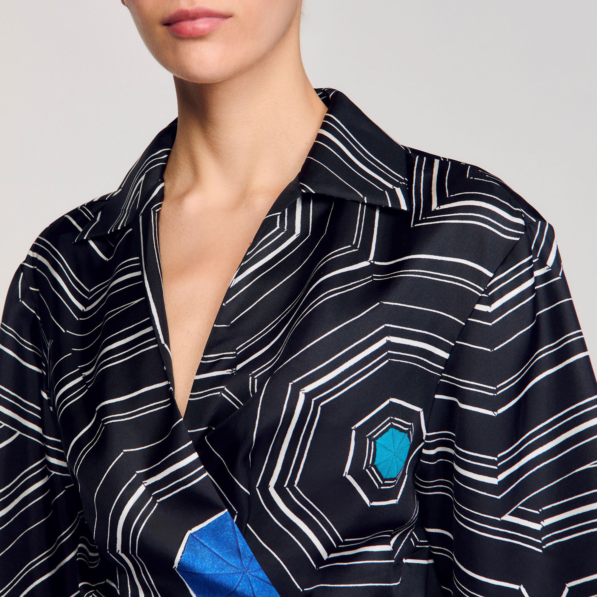 Chemise en soie à imprimé spirales