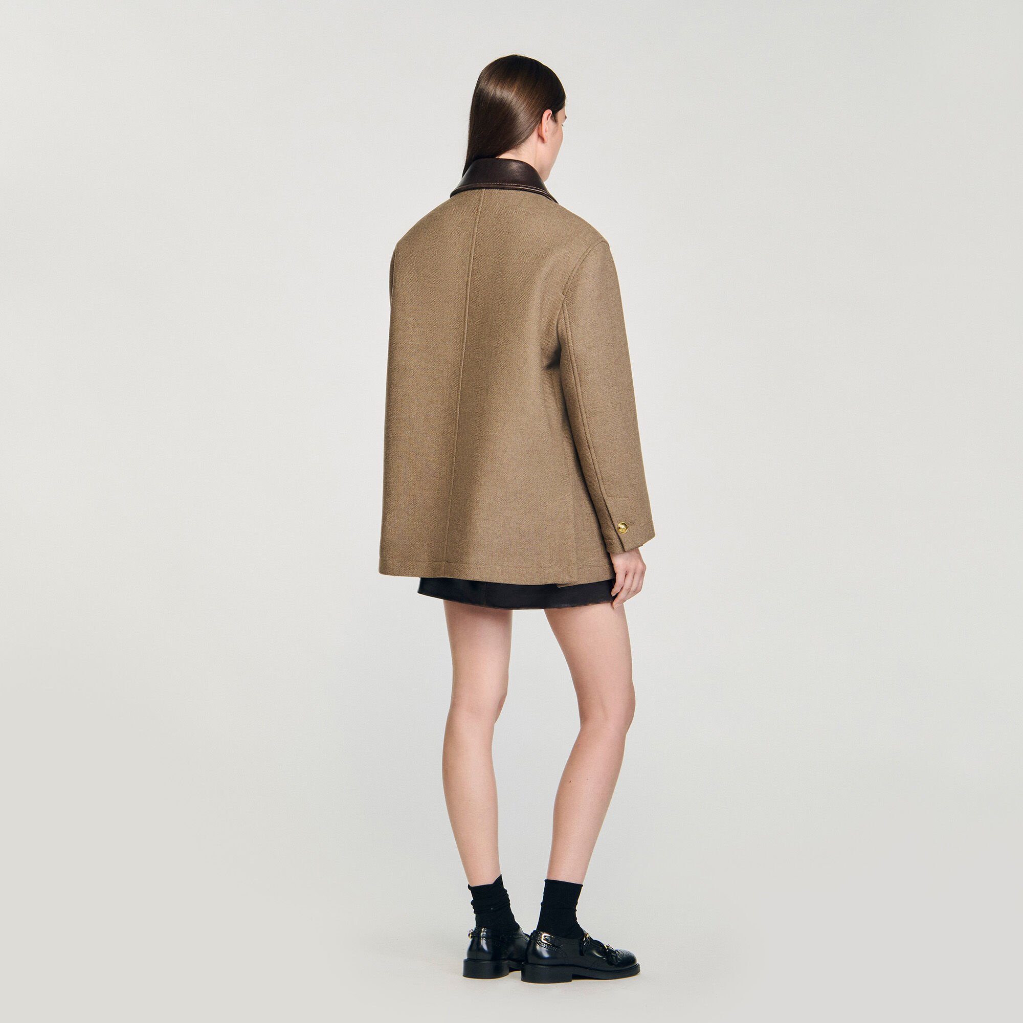 Manteau en tweed à col en cuir