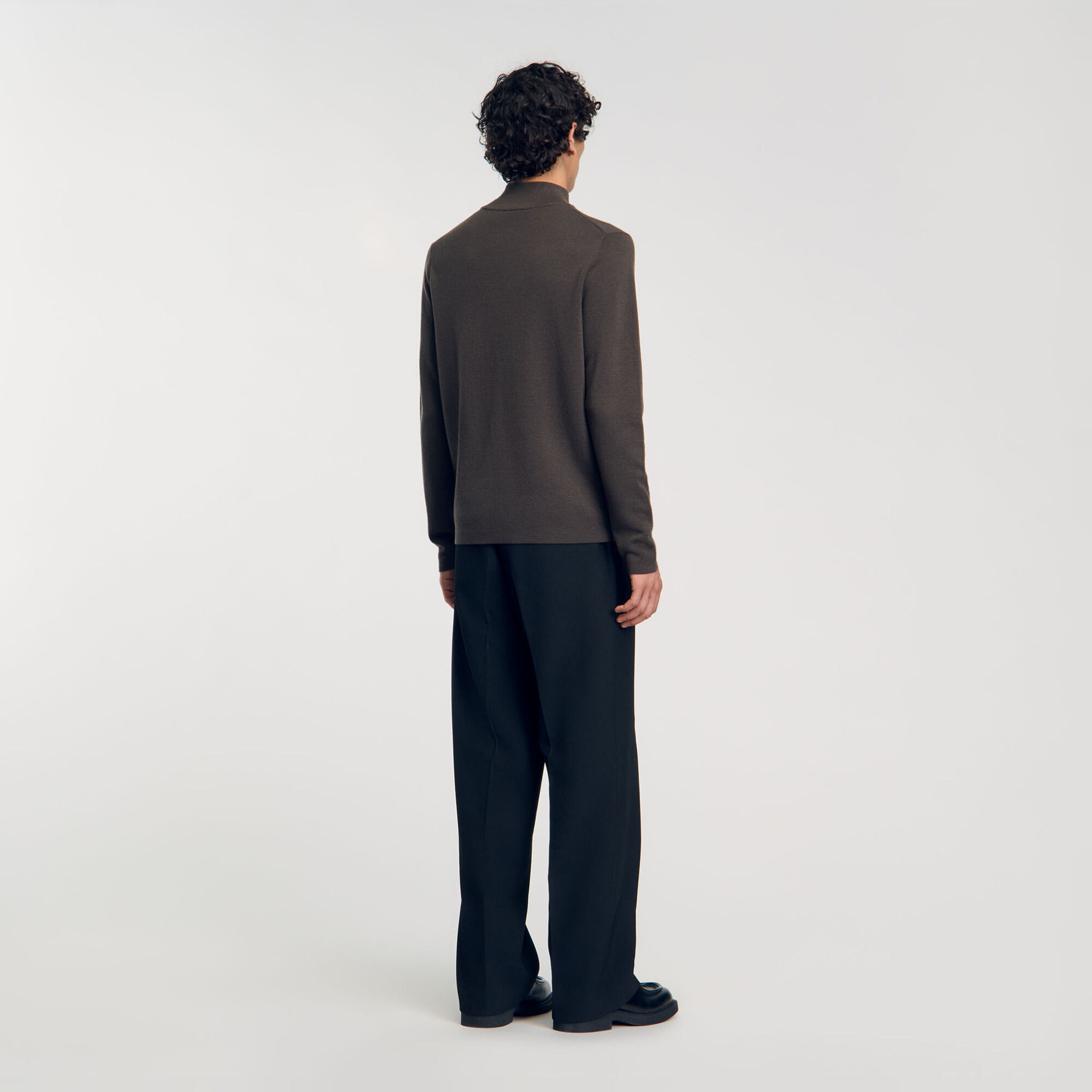 Pull en laine &agrave; col montant  - Homme | Sandro Paris