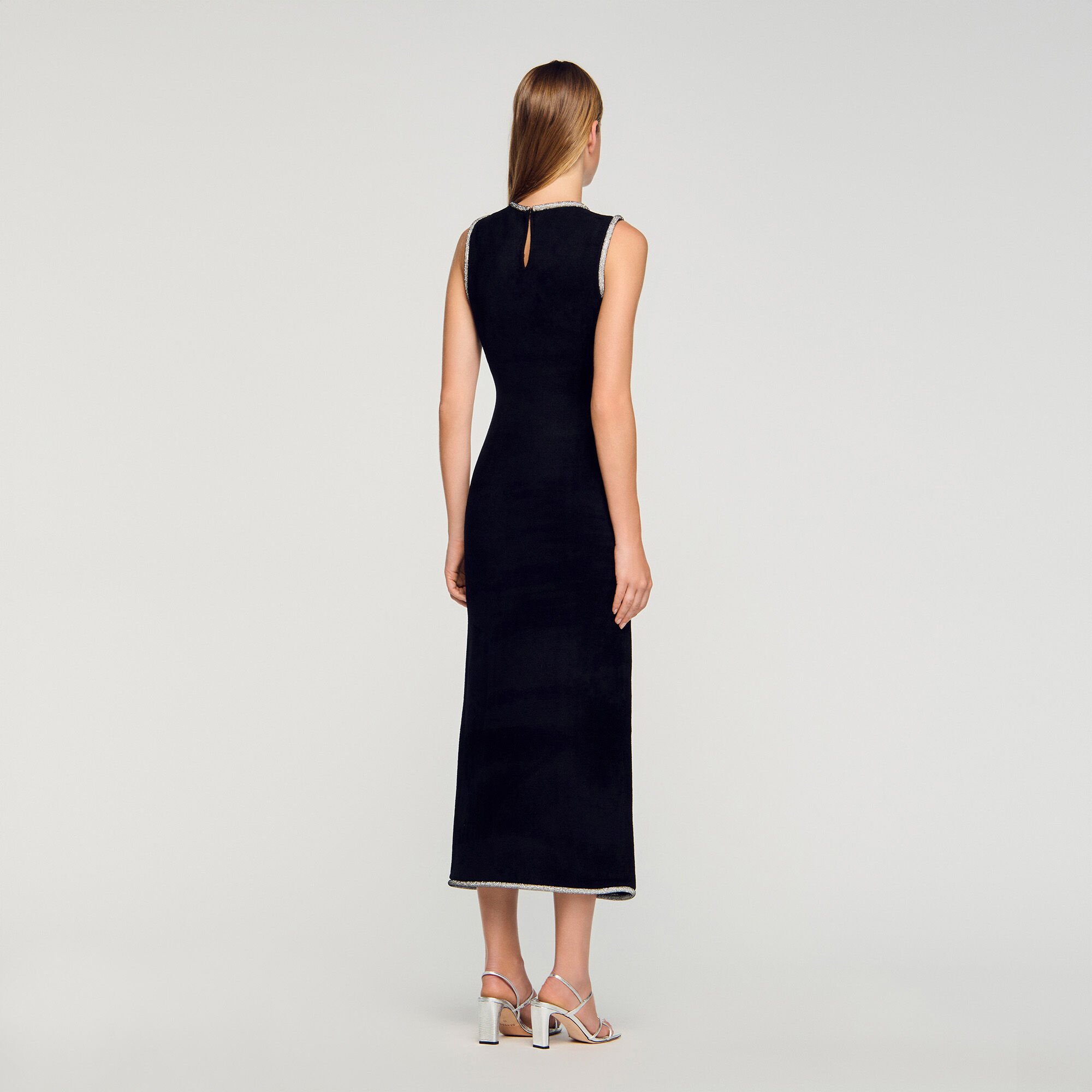 Robe longue fendue strassée