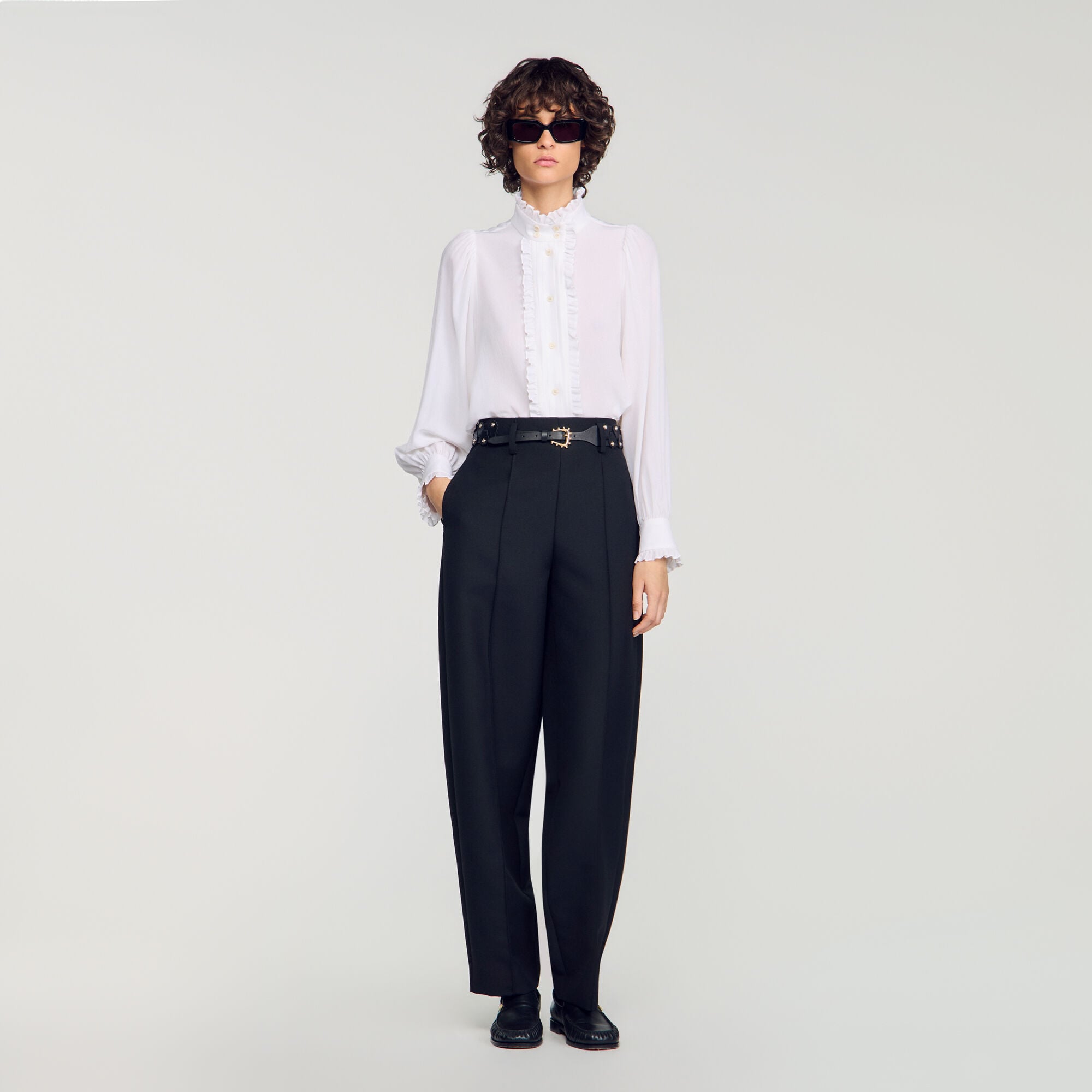 Chemise en soie &agrave; col fronc&eacute; - Femme | Sandro Paris