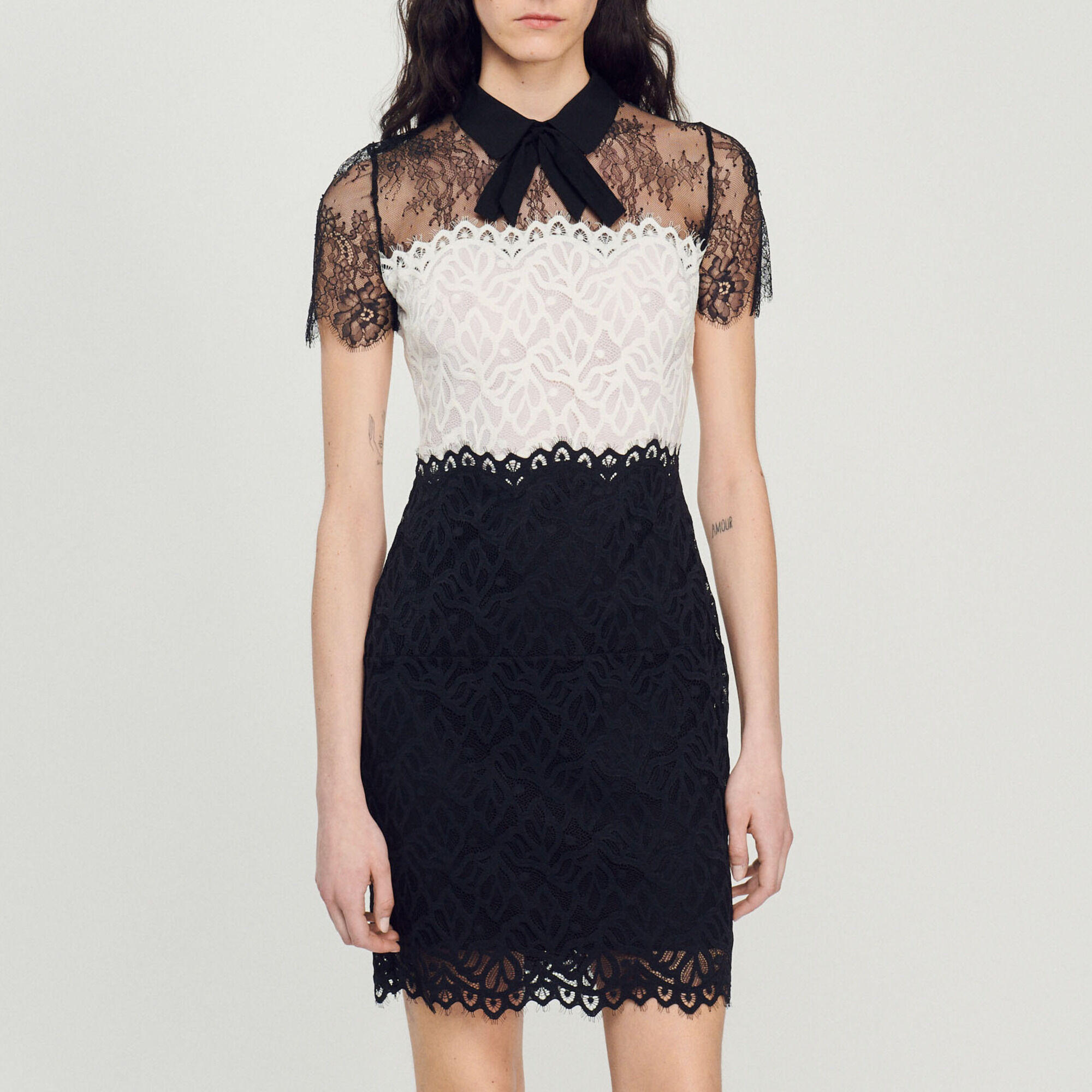 Robe en dentelle bi-couleur - Femme | Sandro Paris