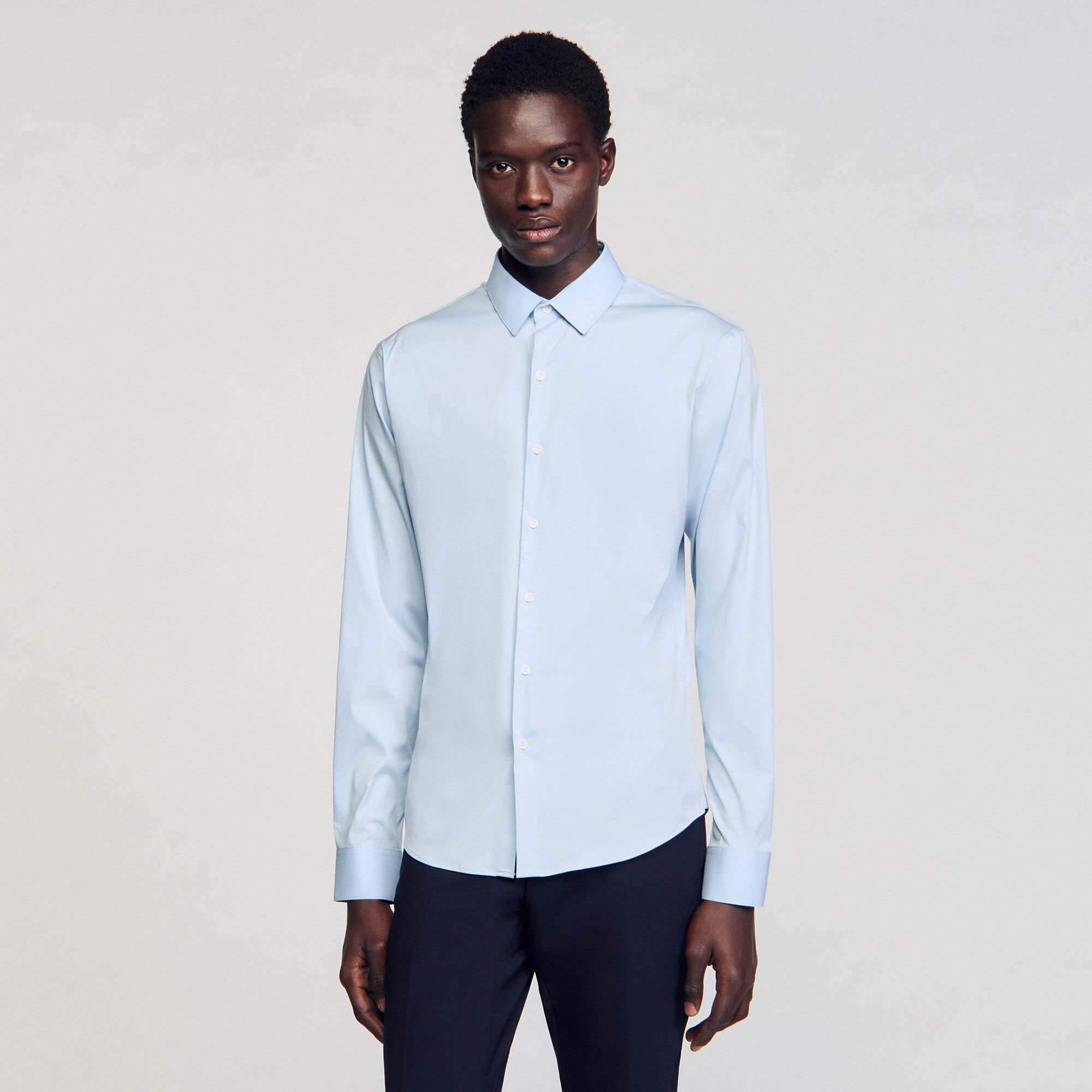 Chemise ajustée en coton stretch