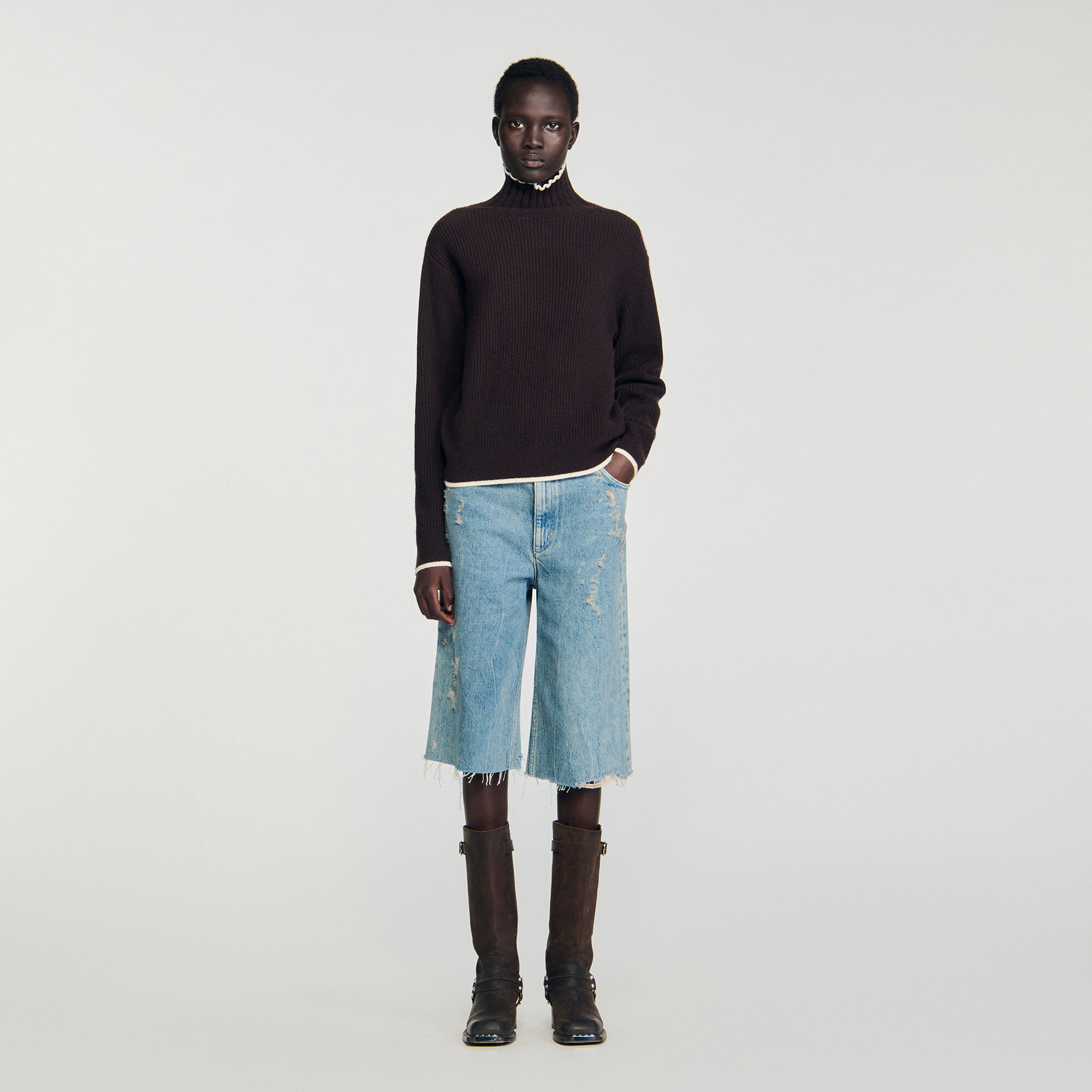 Pull col montant