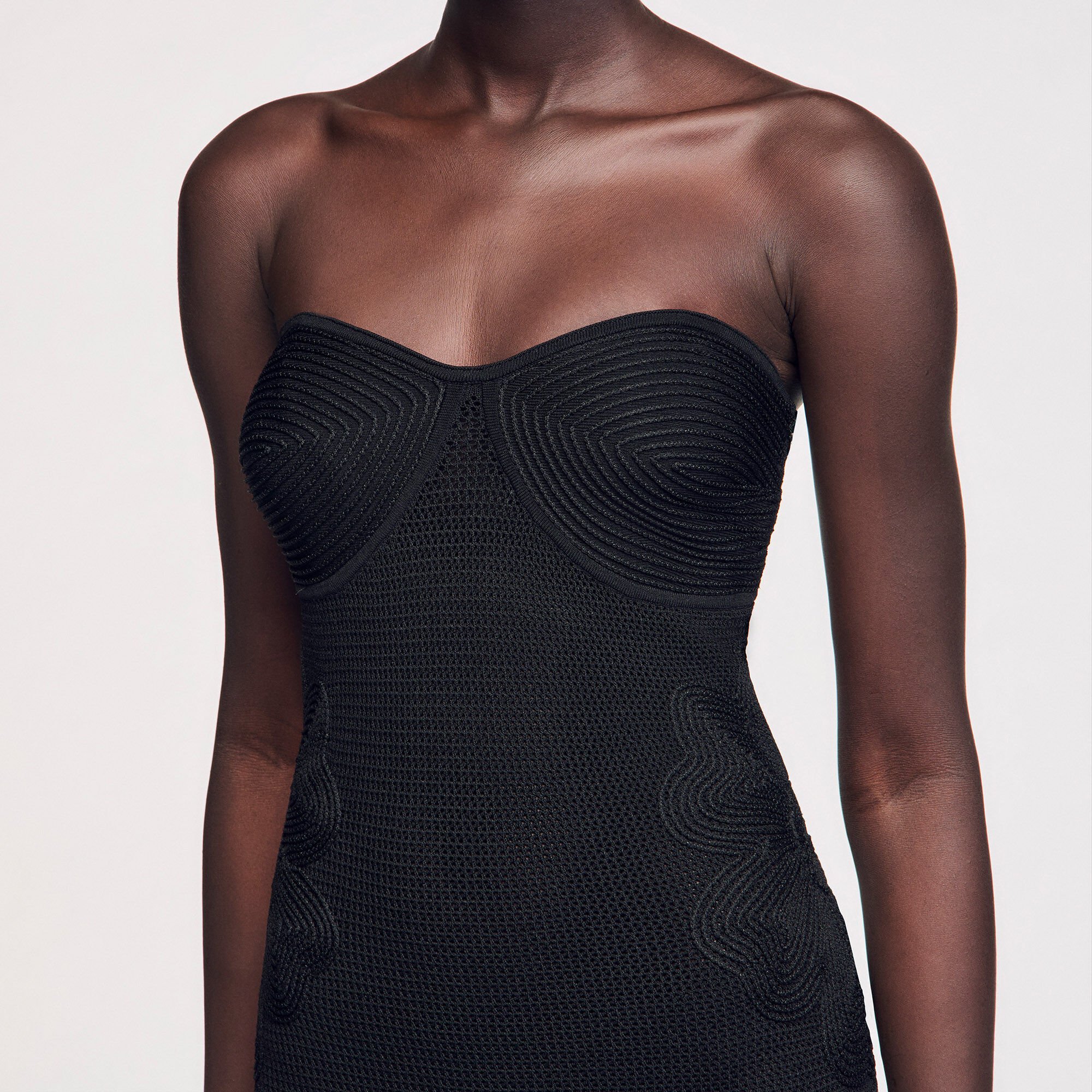 Robe bustier en maille
