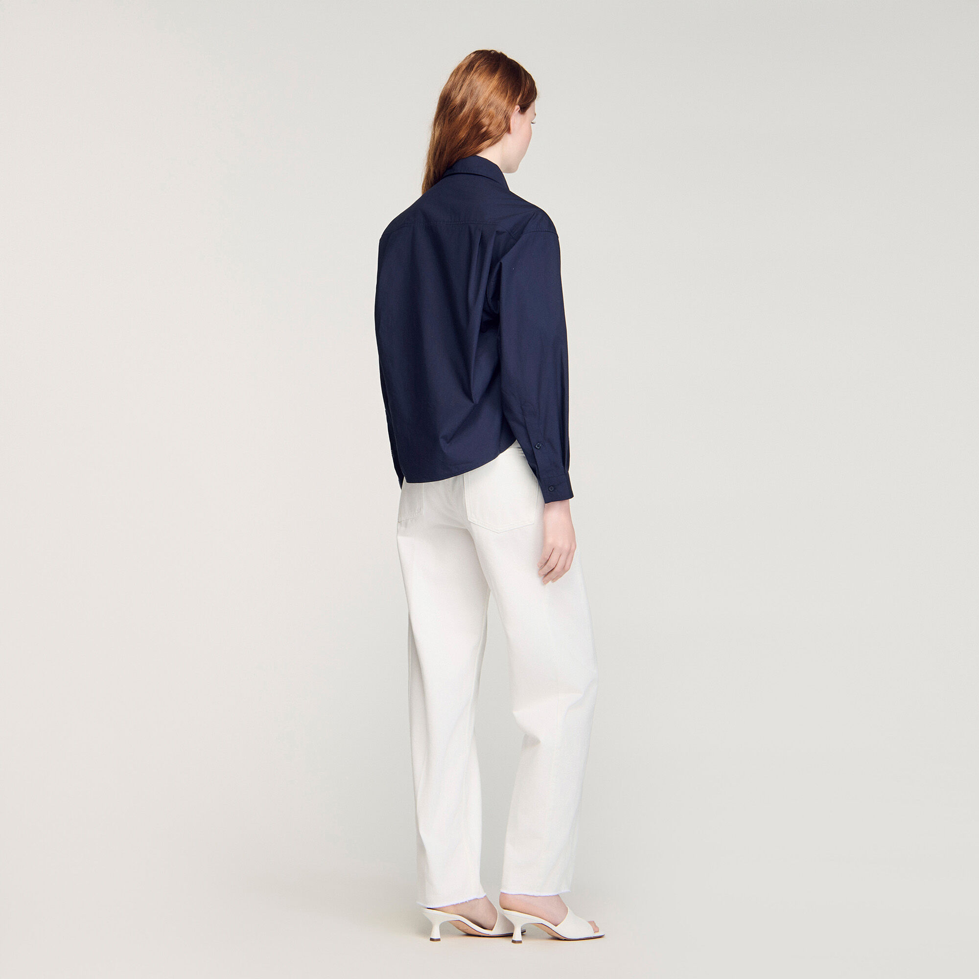 Chemise en coton brod&eacute;e fleurie