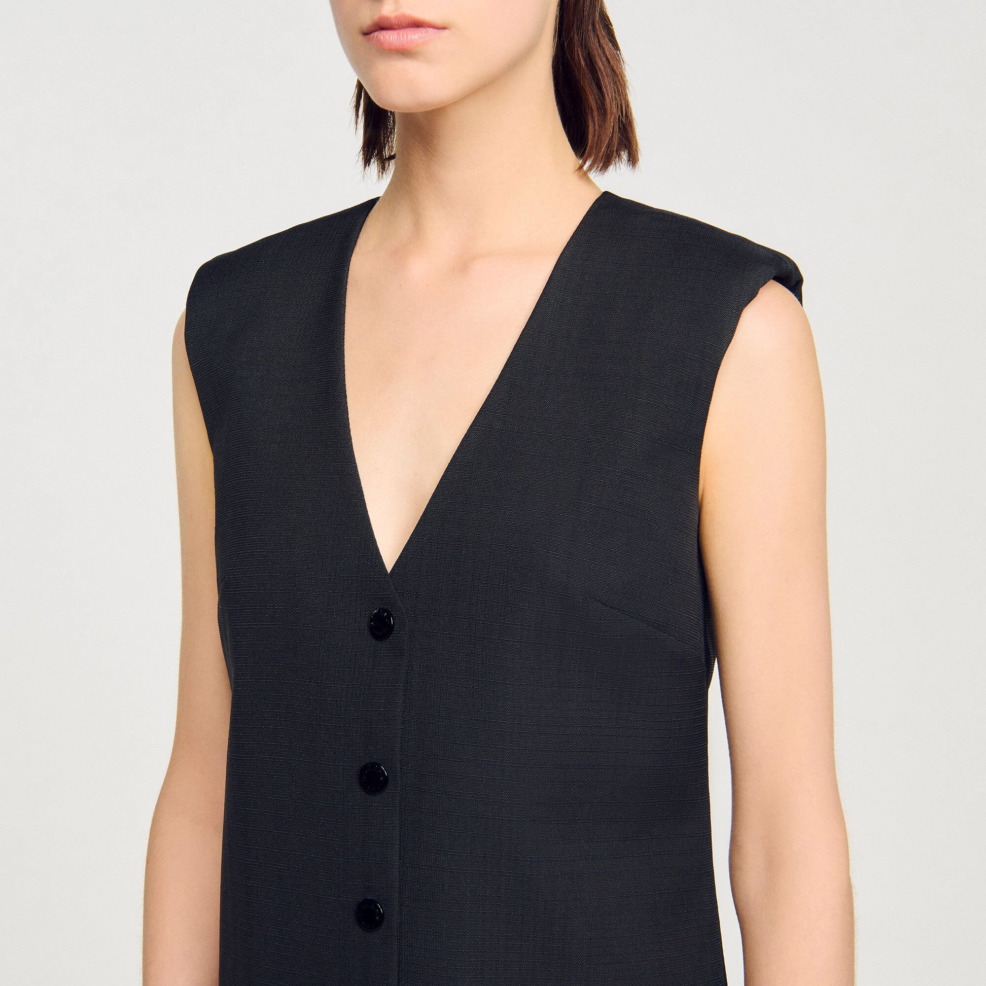 Robe courte de tailleur à volant 
