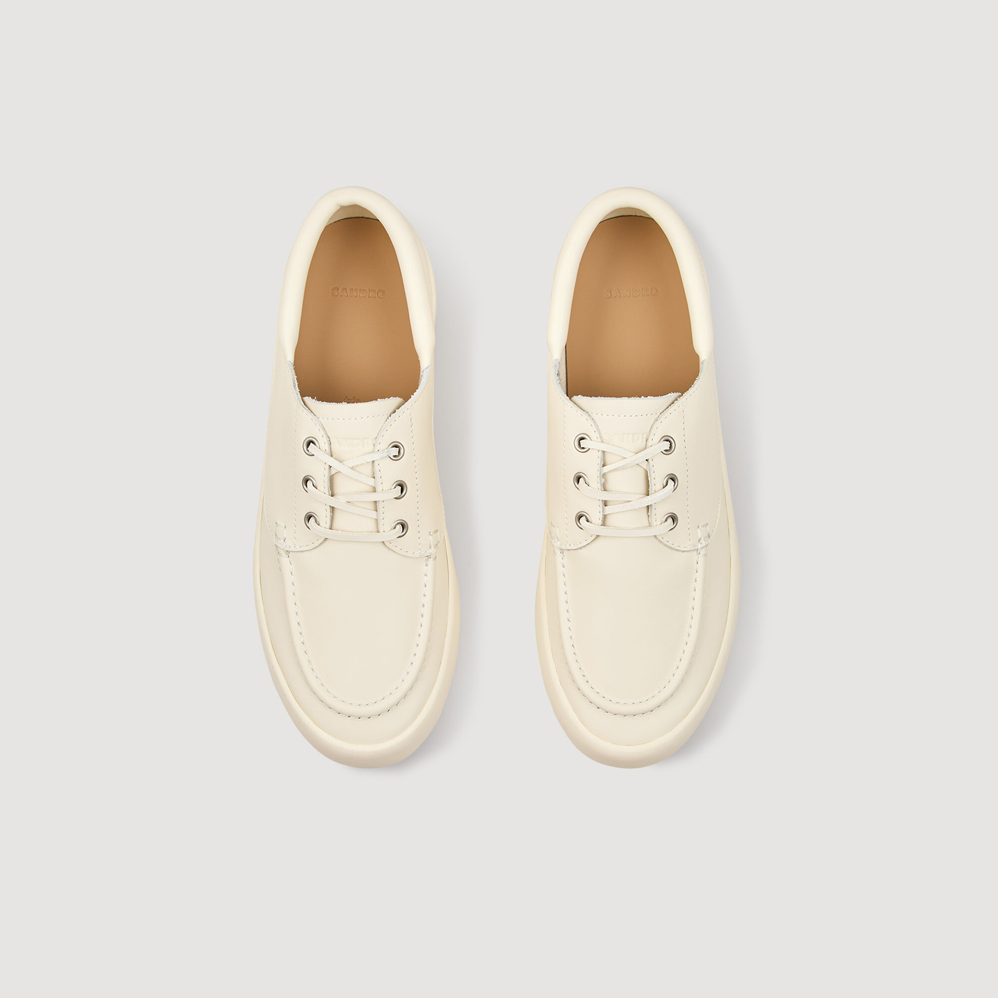 Chaussures bateau en cuir