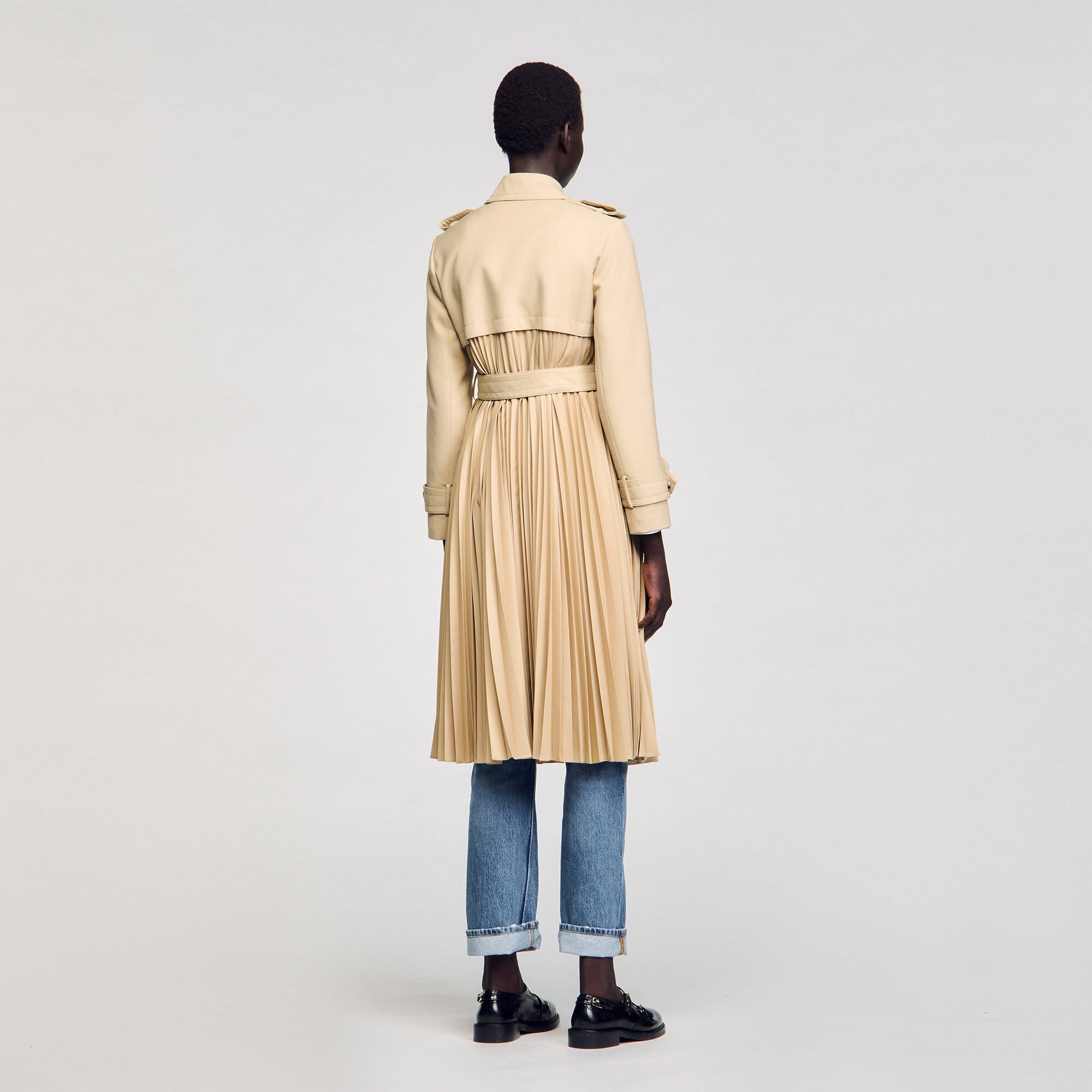 Trench plissé à ceinturer