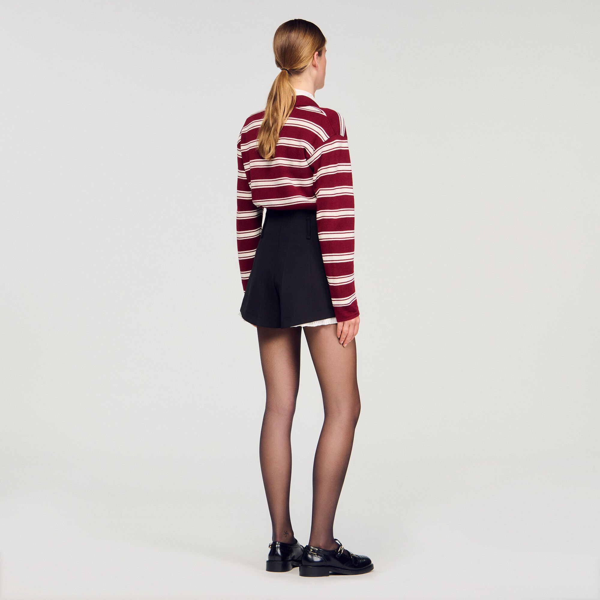 Short de tailleur à volant 