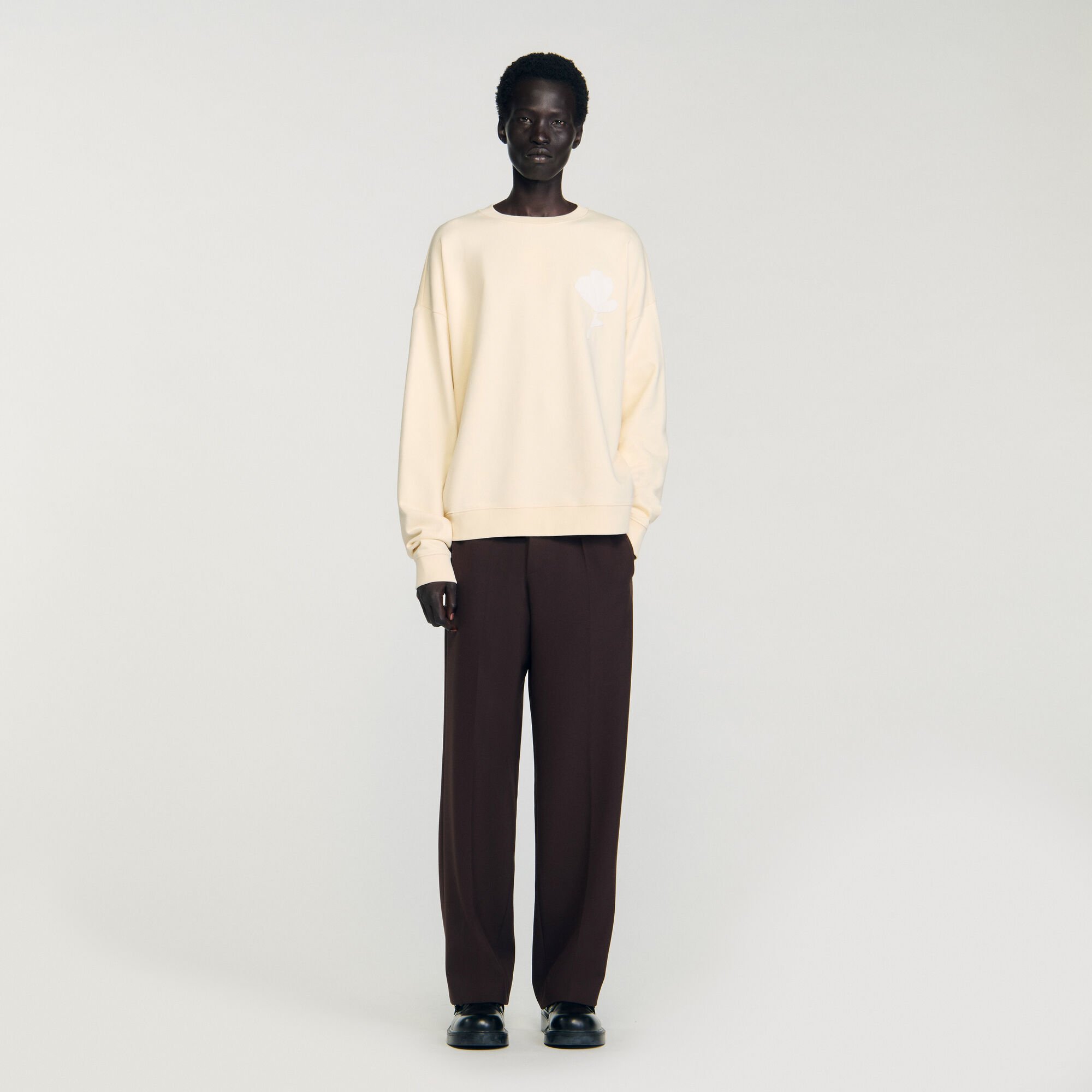 Sweatshirt à patch fleur