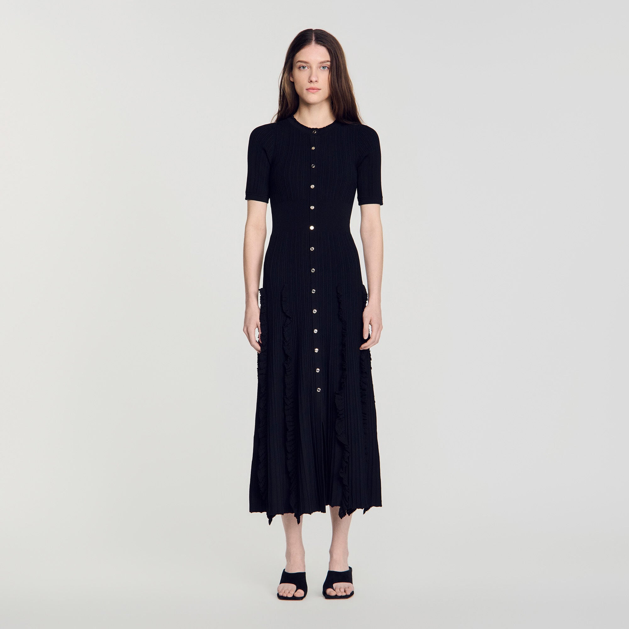 Robe longue en maille &agrave; volants