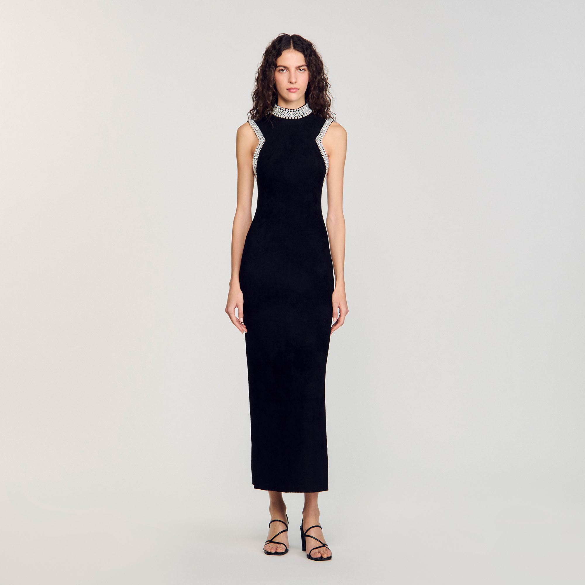 Robe longue perlée