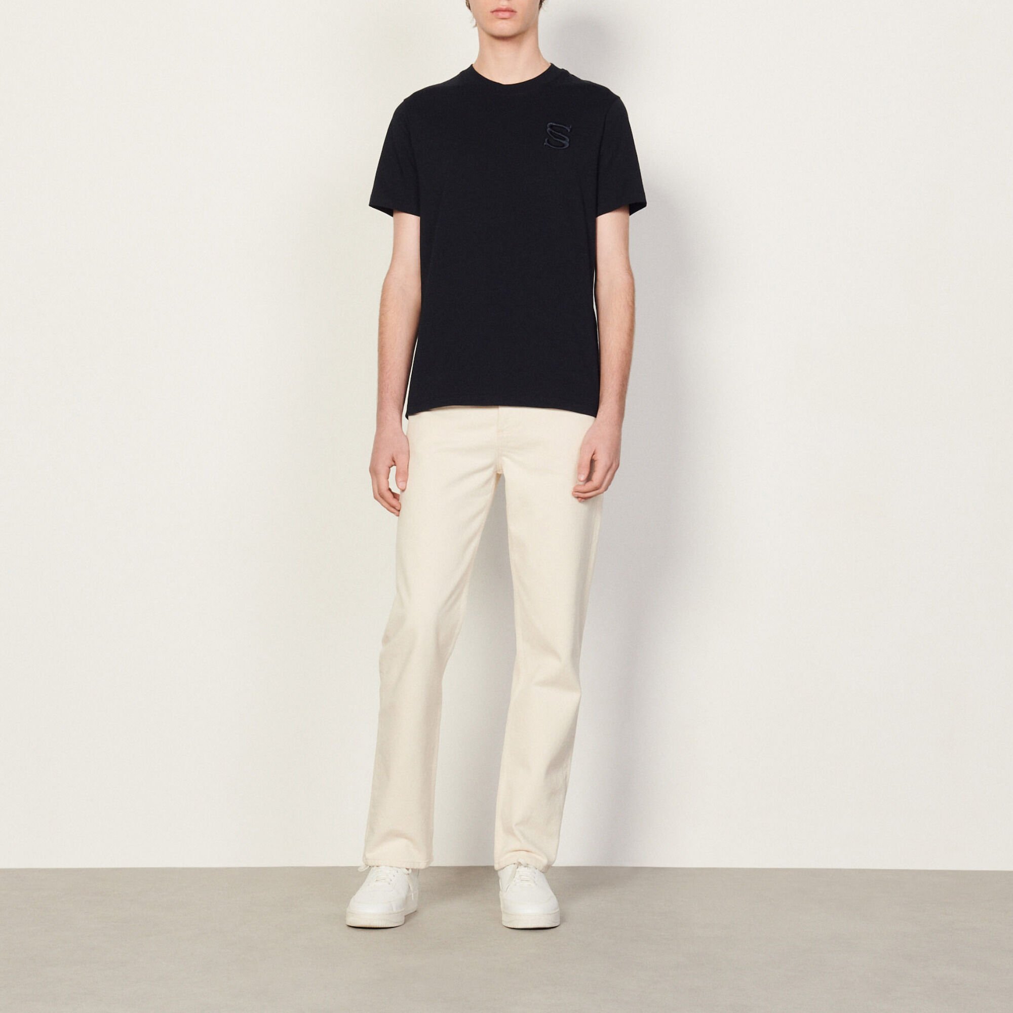 T-shirt brodé