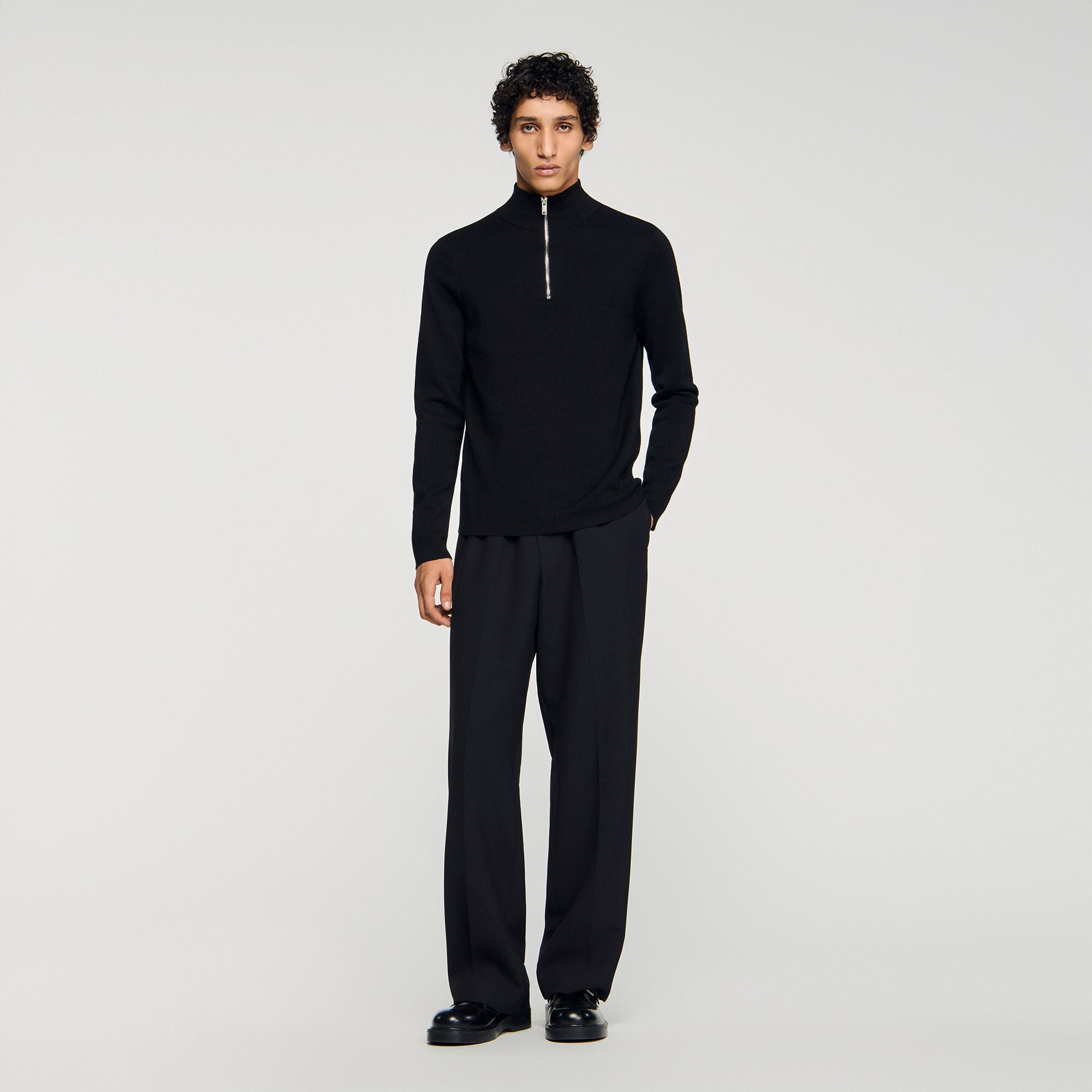 Pull en laine &agrave; col montant zipp&eacute; - Homme | Sandro Paris
