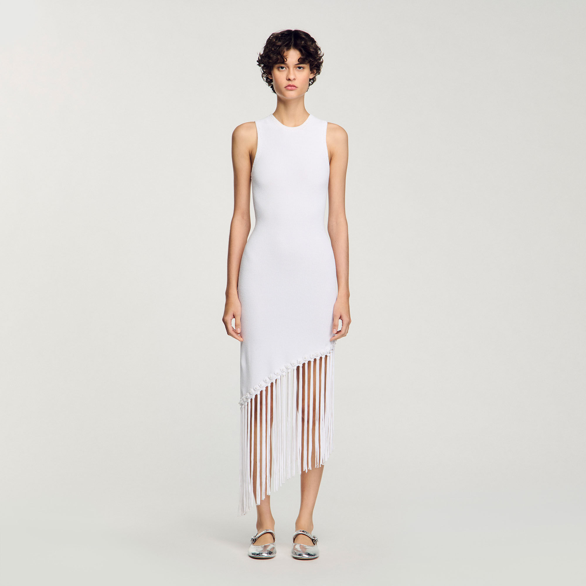 Robe longue frangée à détails crochetés