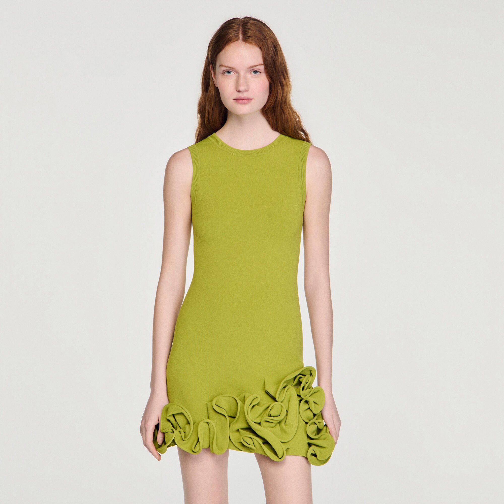 Robe courte en maille &agrave; fleurs