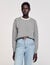 Pull en maille avec encolure brodée