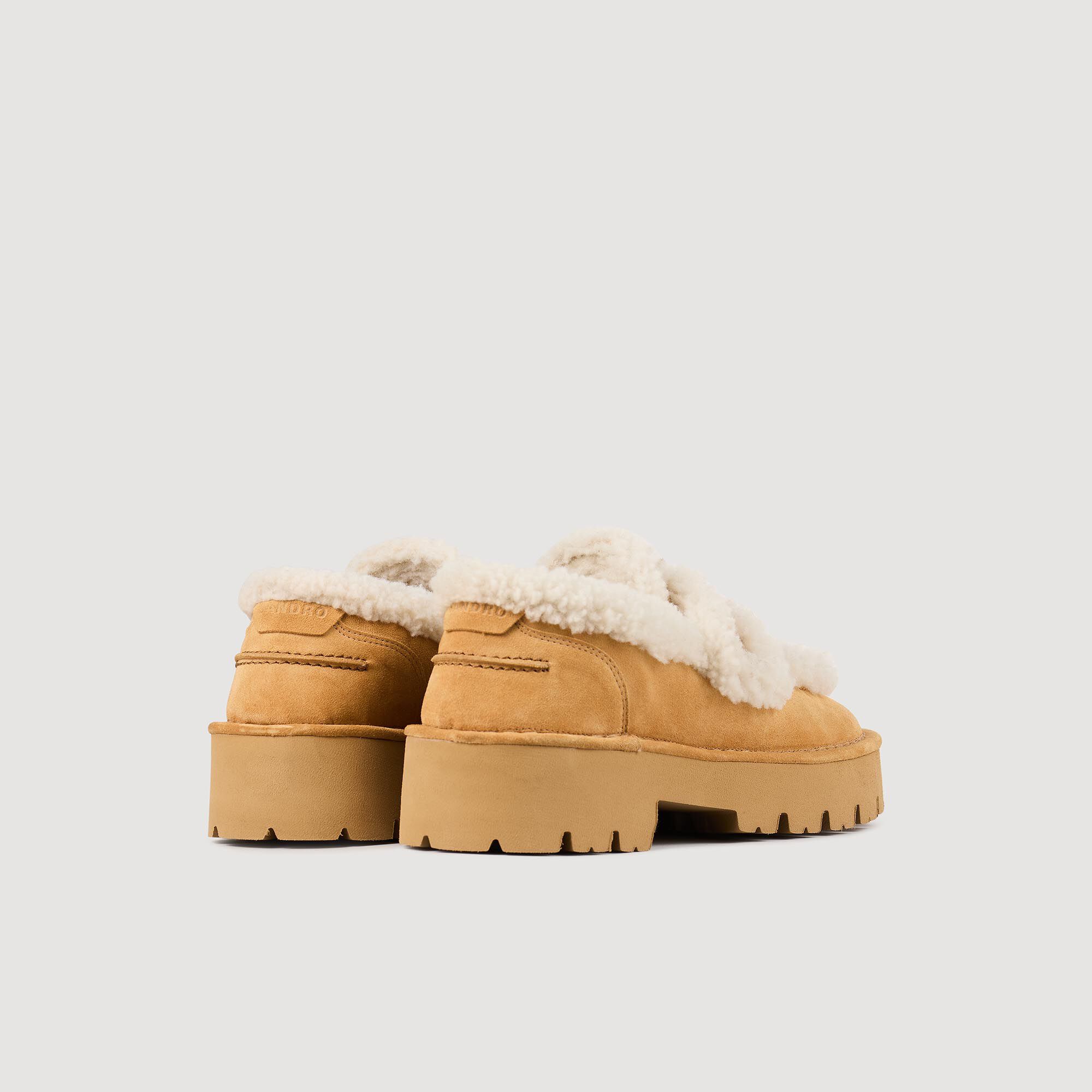 Mocassins en peau lainée