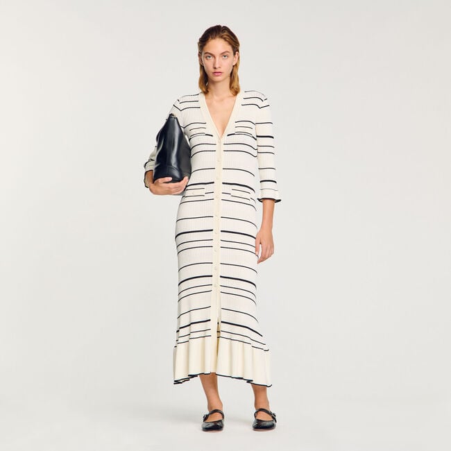 Robe longue en maille rayée 