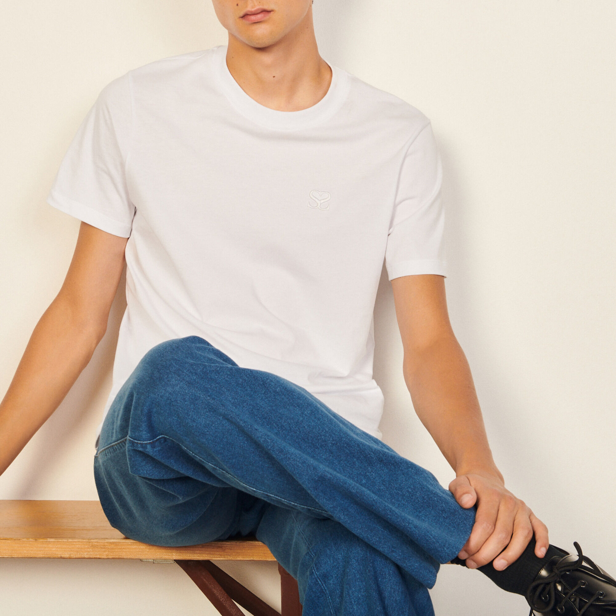 T-shirt brodé