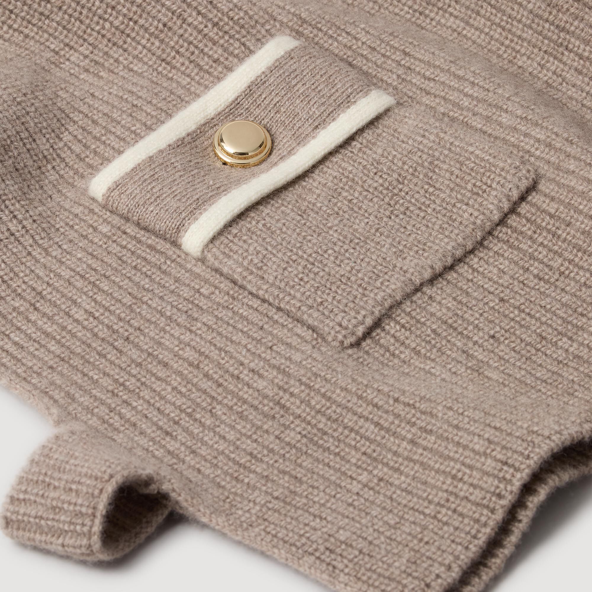 Col écharpe en maille