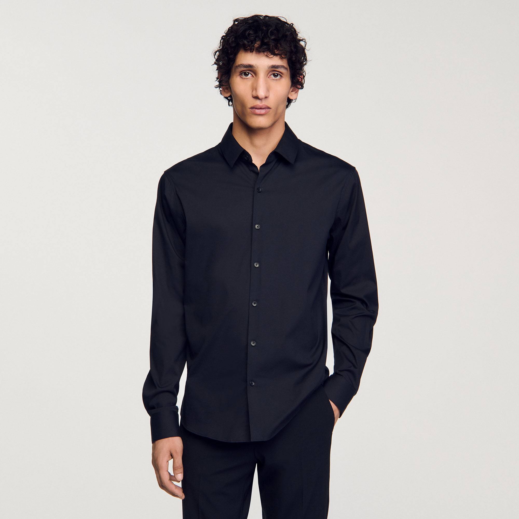 Chemise ajustée en coton stretch