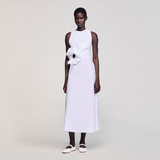 Robe longue à détail volant