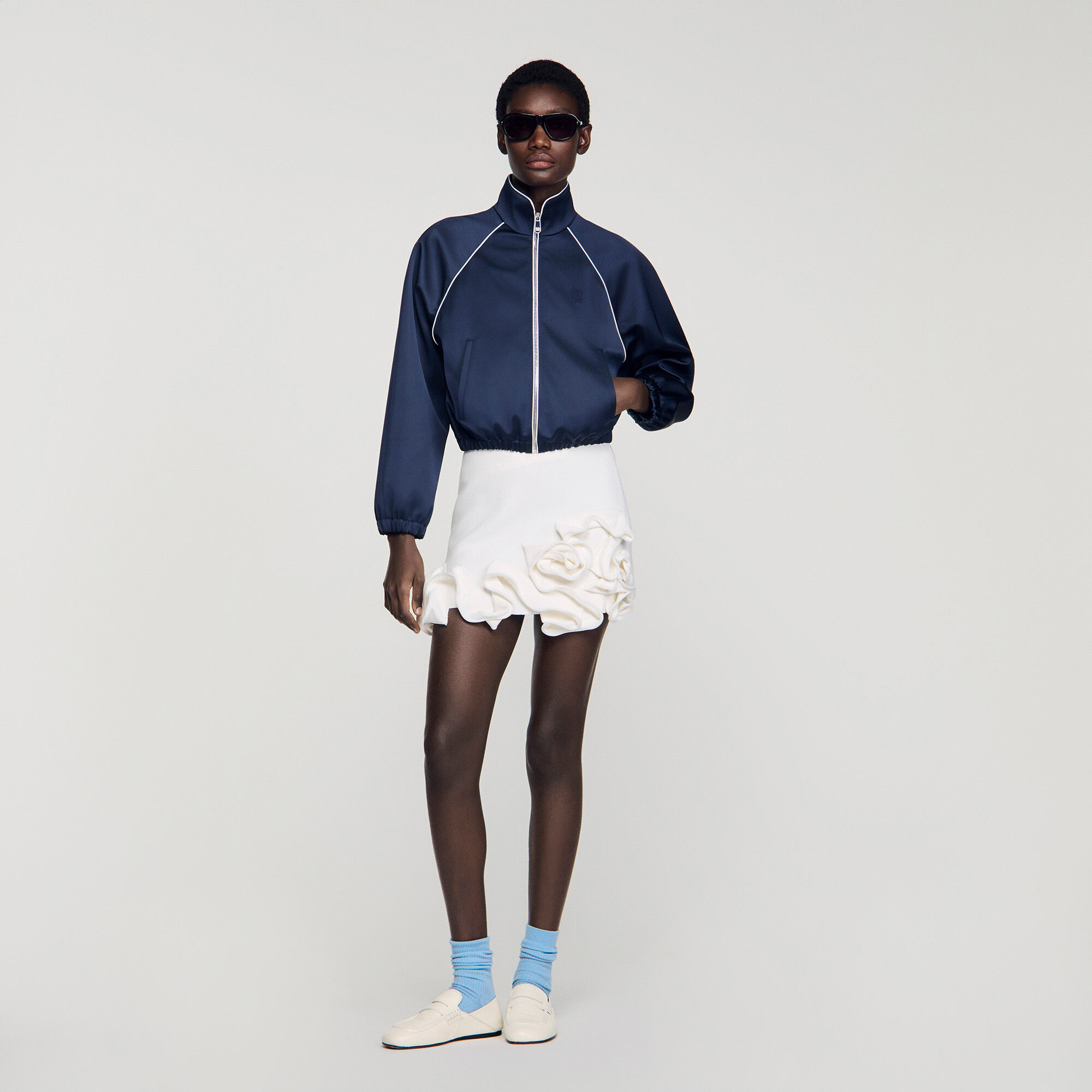 Blouson court satin&eacute; logo brod&eacute;