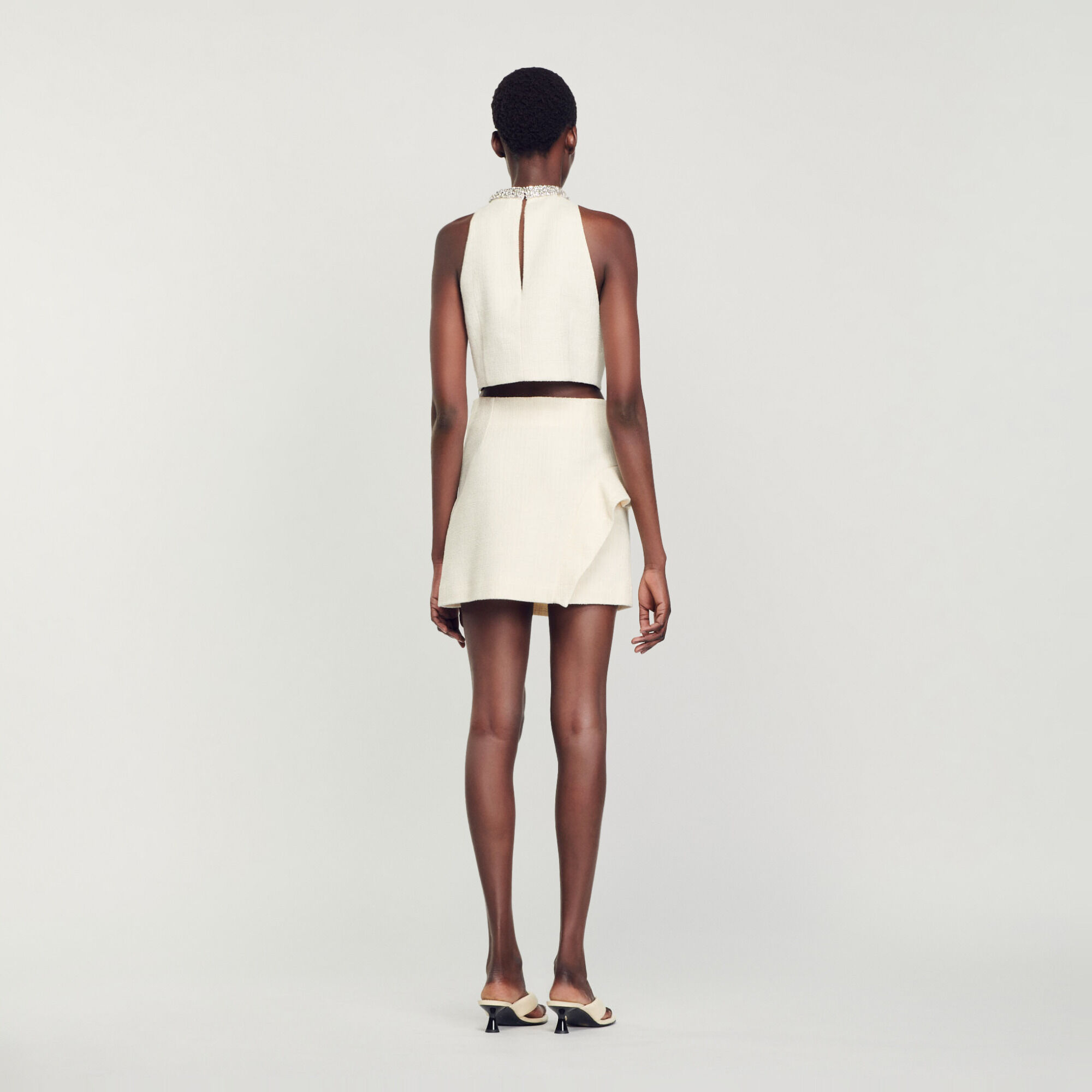 Jupe courte à volant