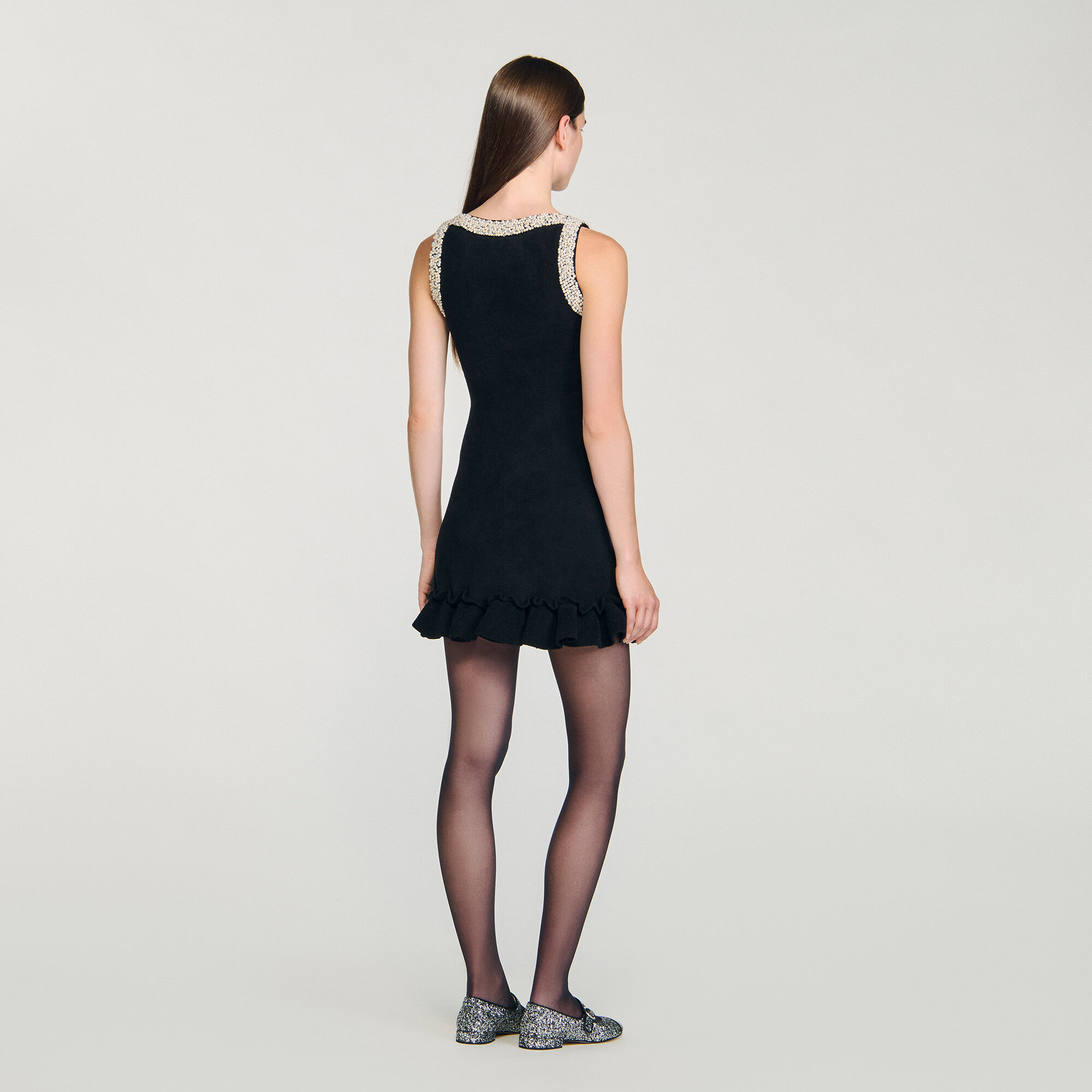 Robe courte perlée