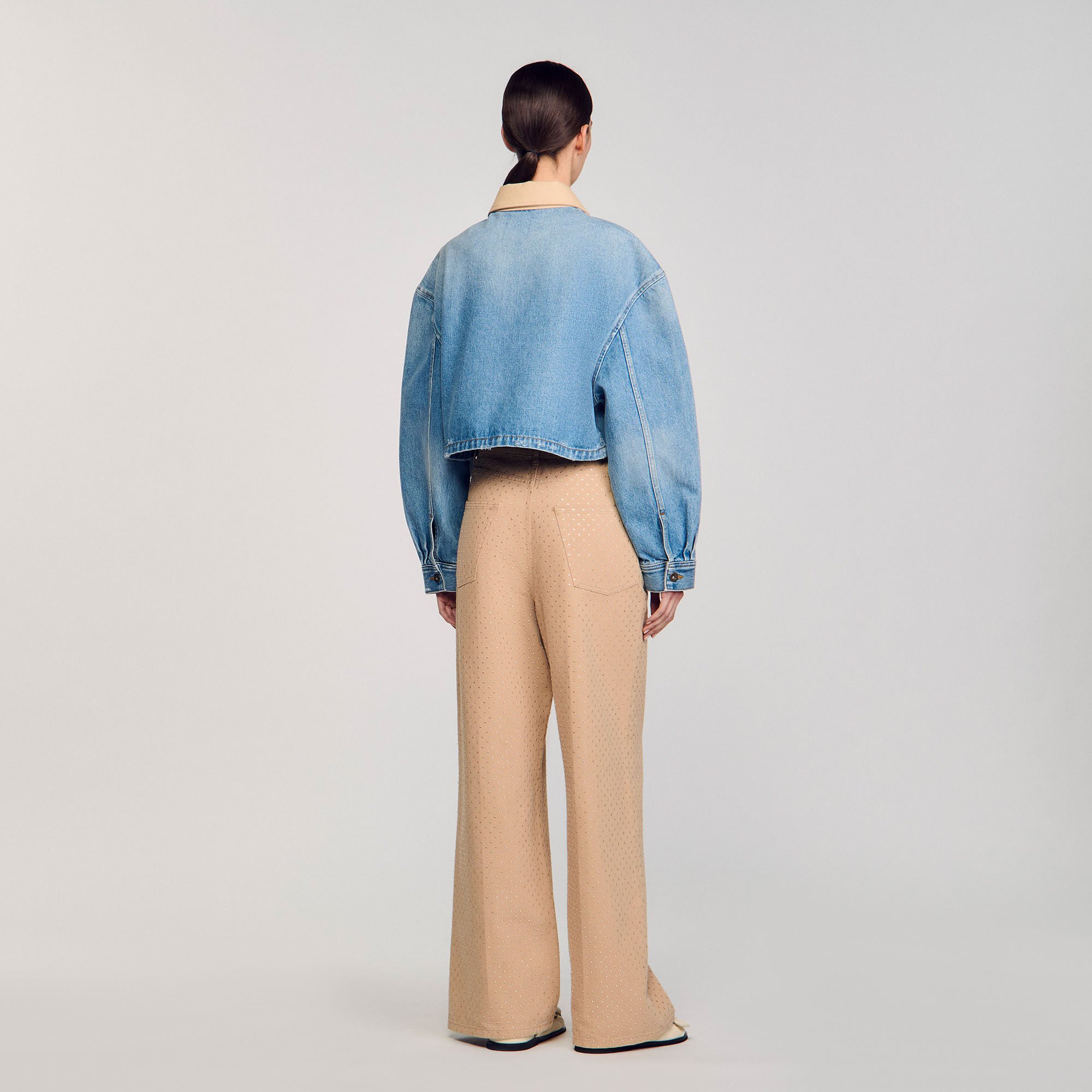Blouson en jean à studs