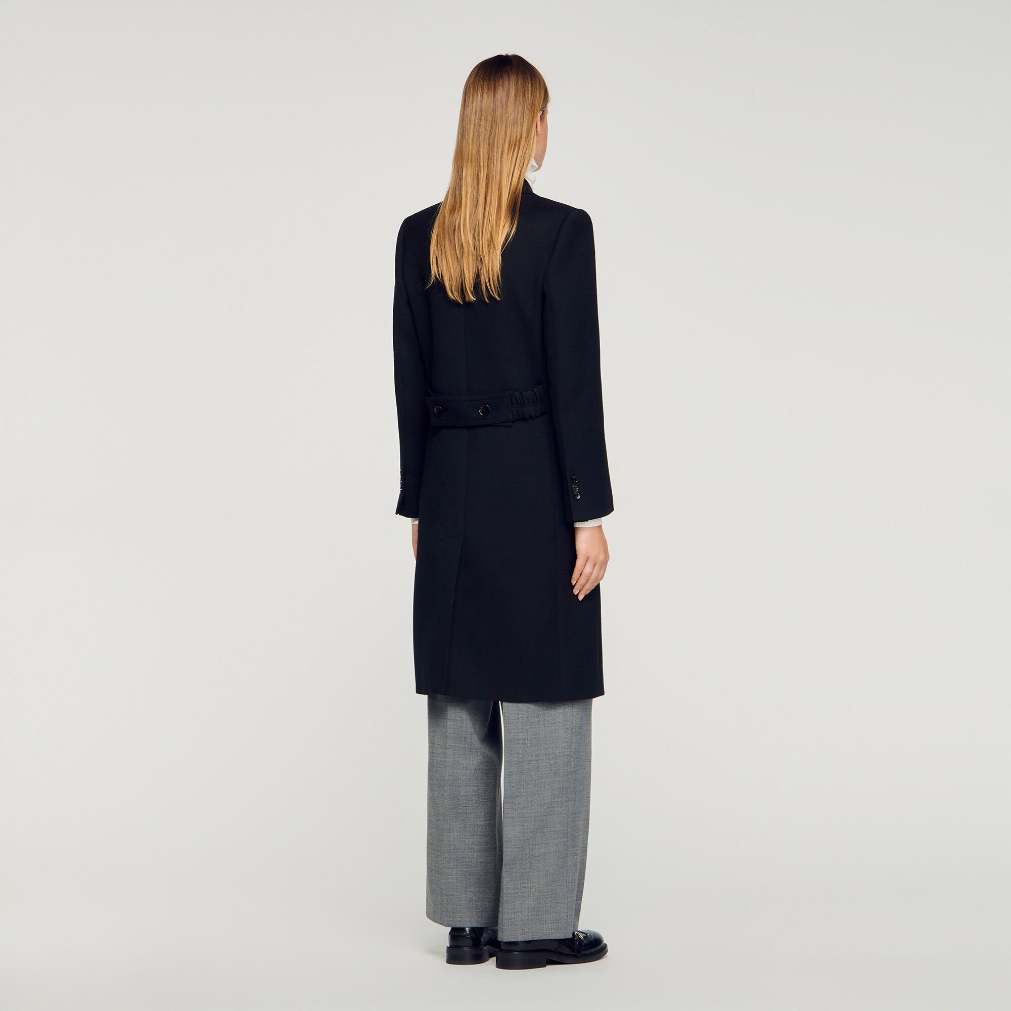 Manteau long à revers satinés