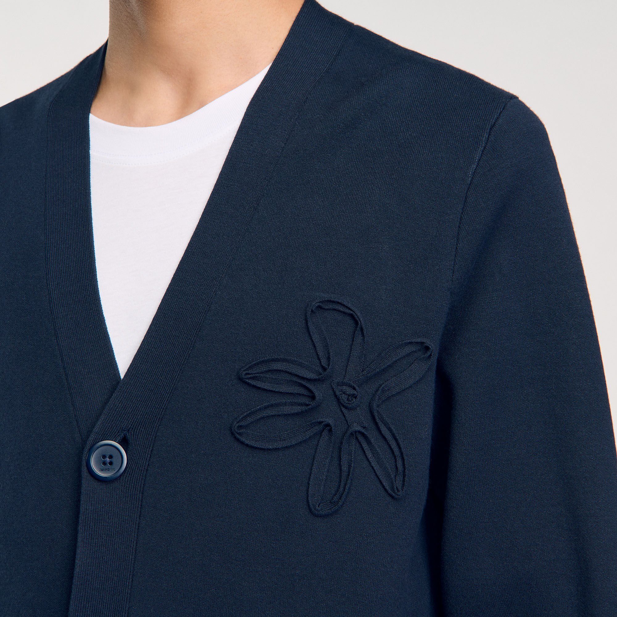 Cardigan détail fleur
