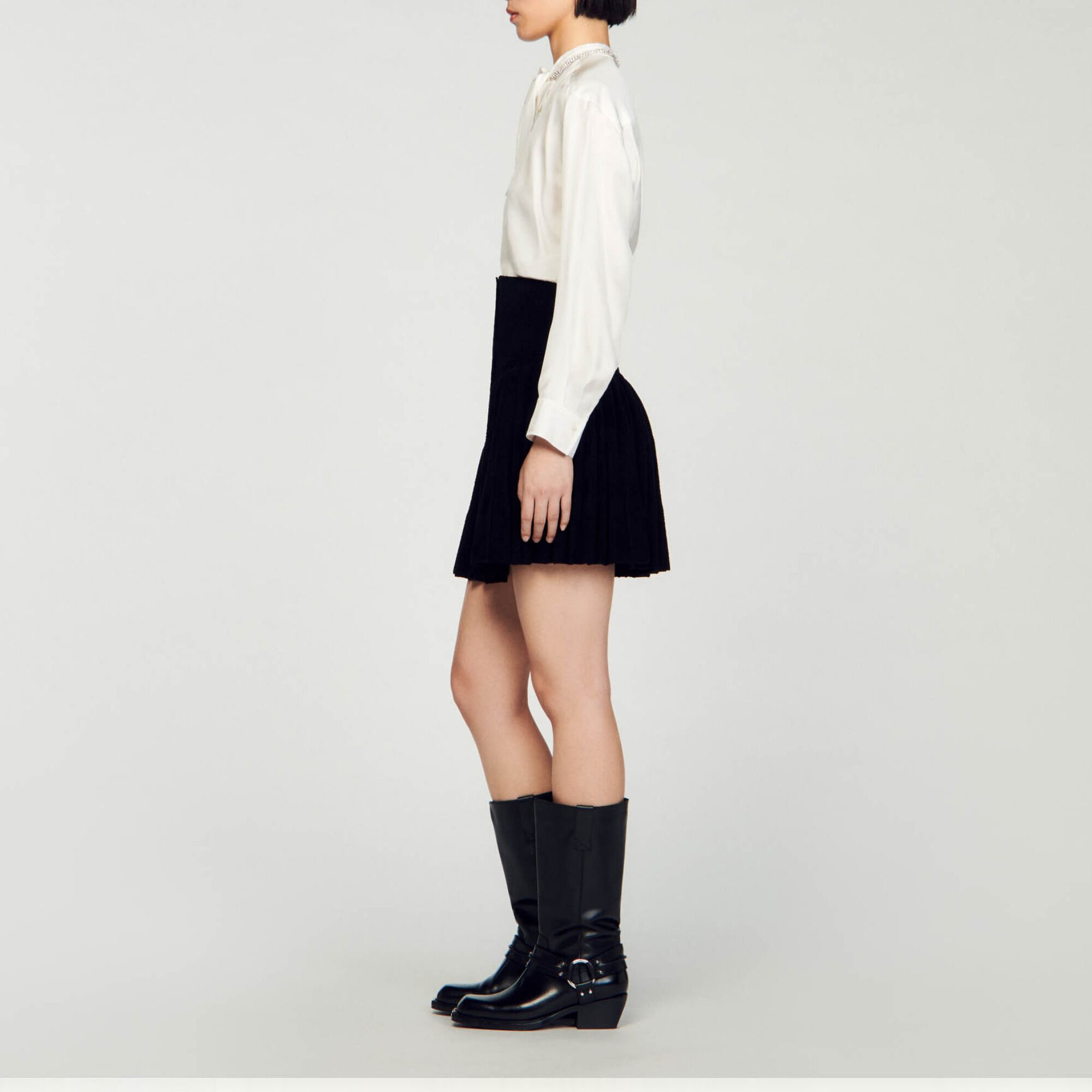 Jupe courte en maille velours