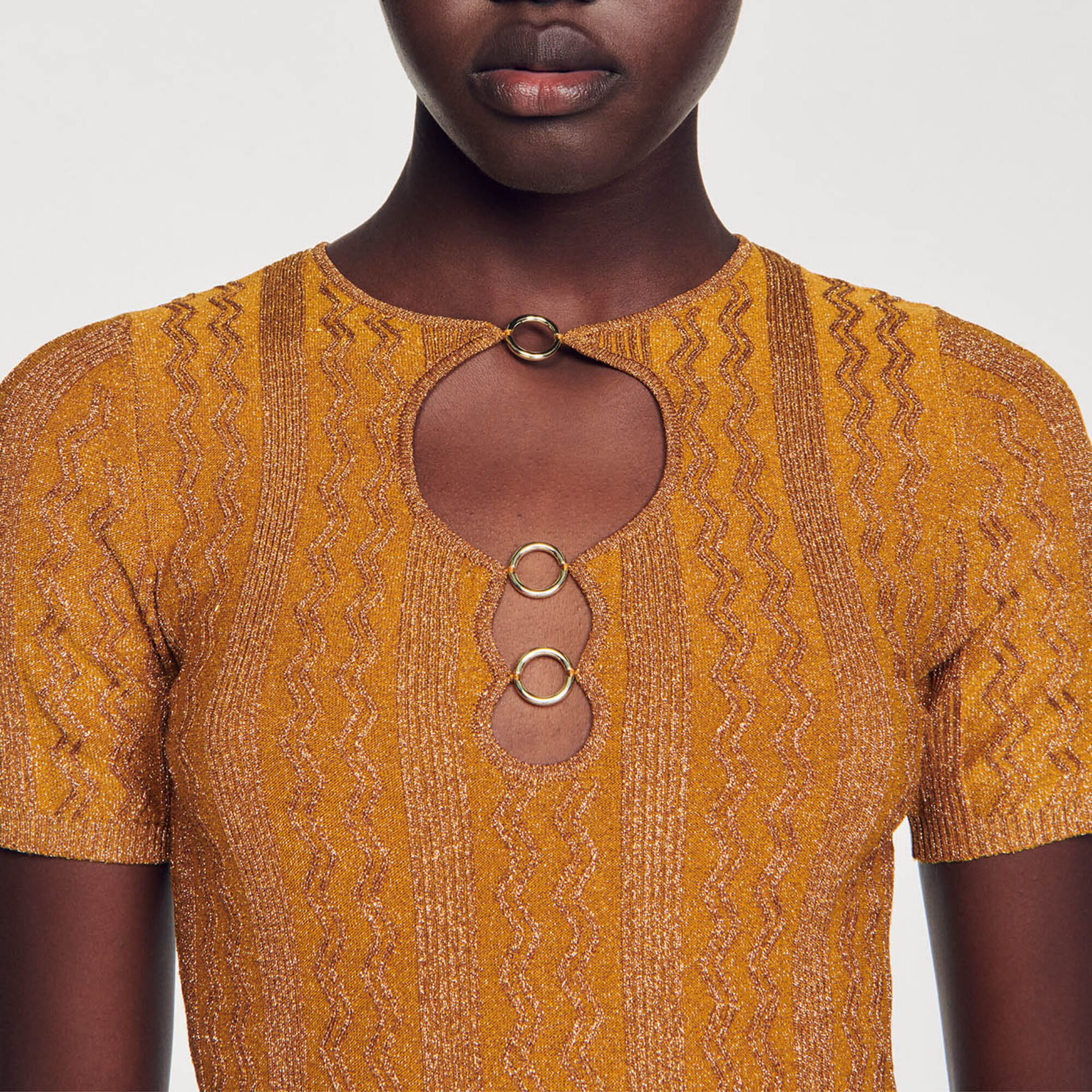 Top en maille scintillante