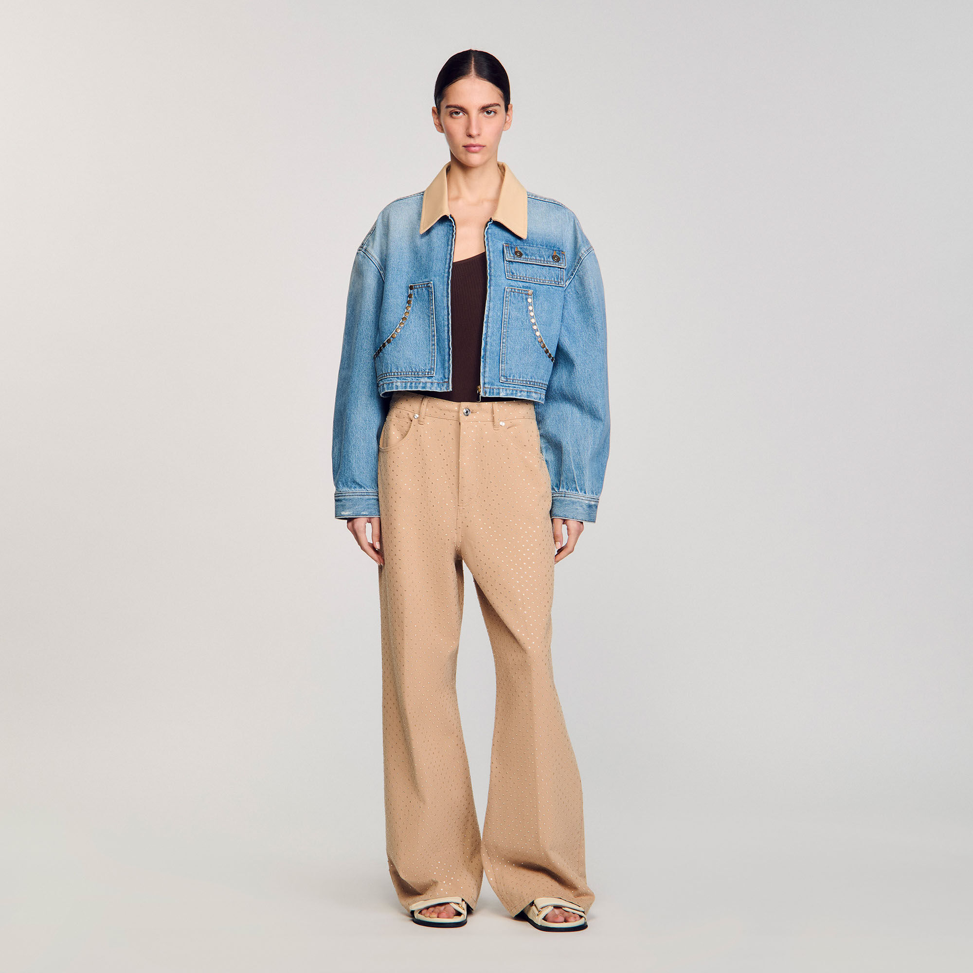 Blouson en jean à studs