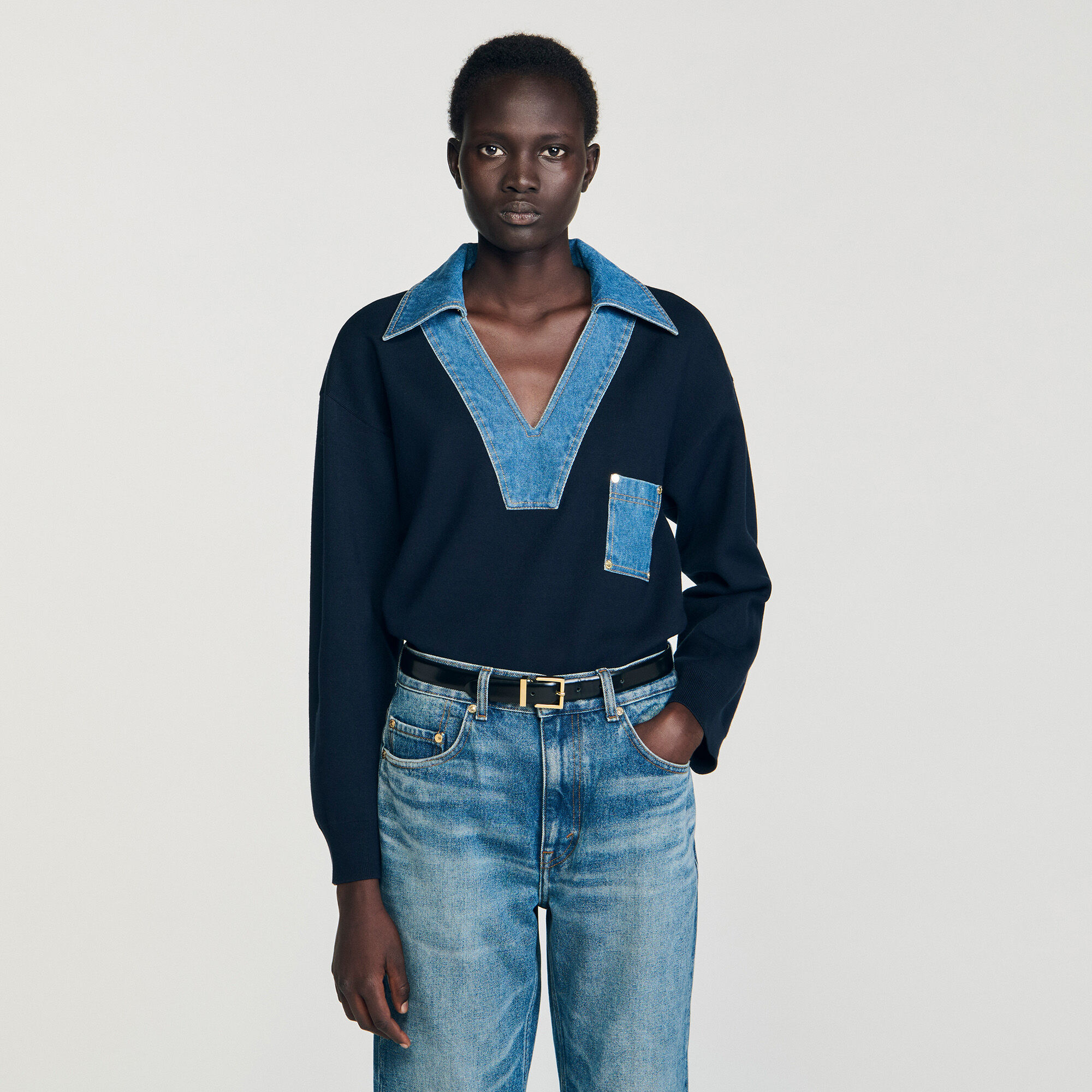Pull à détails denim